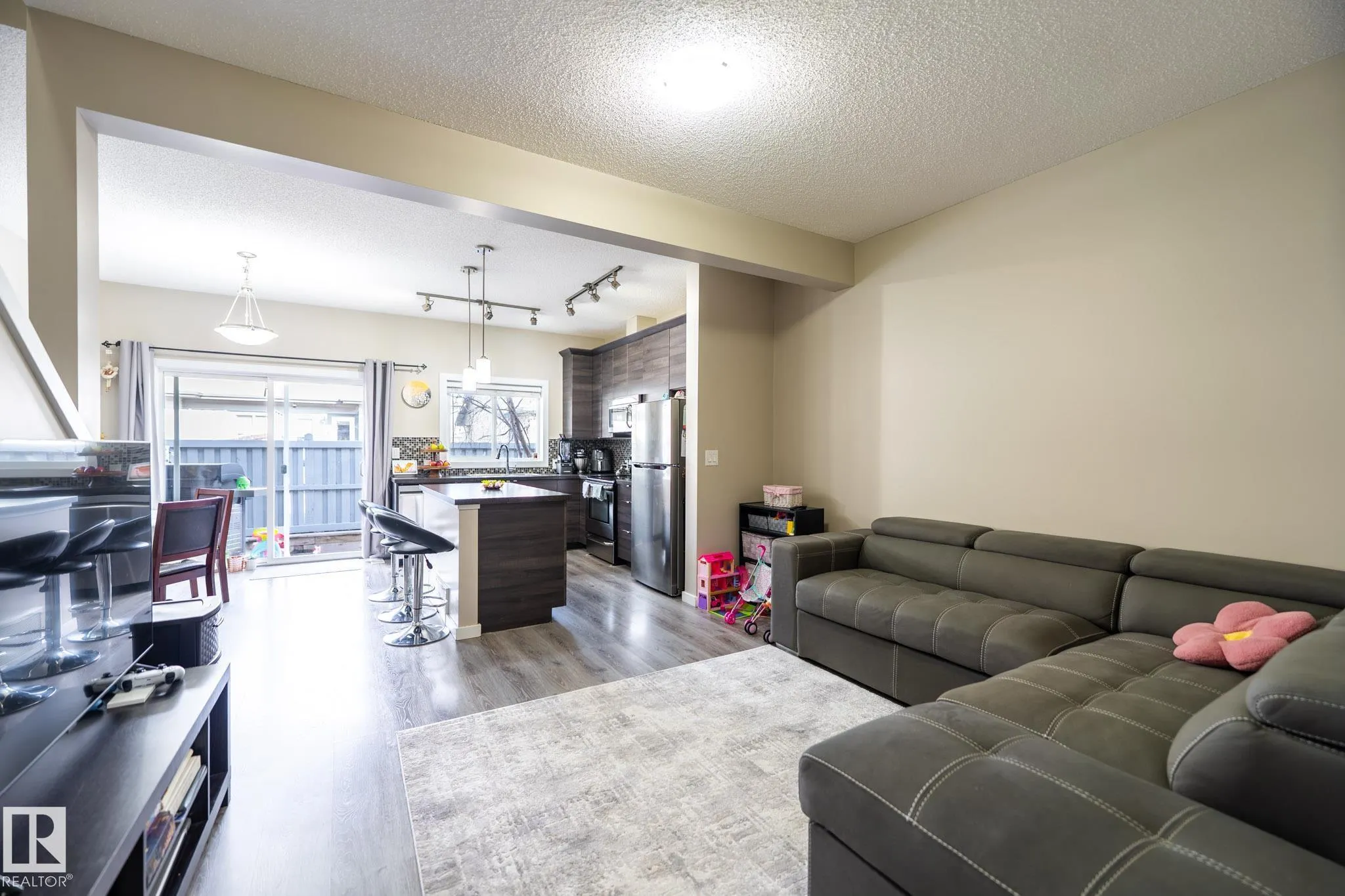 3710 ALLAN Drive