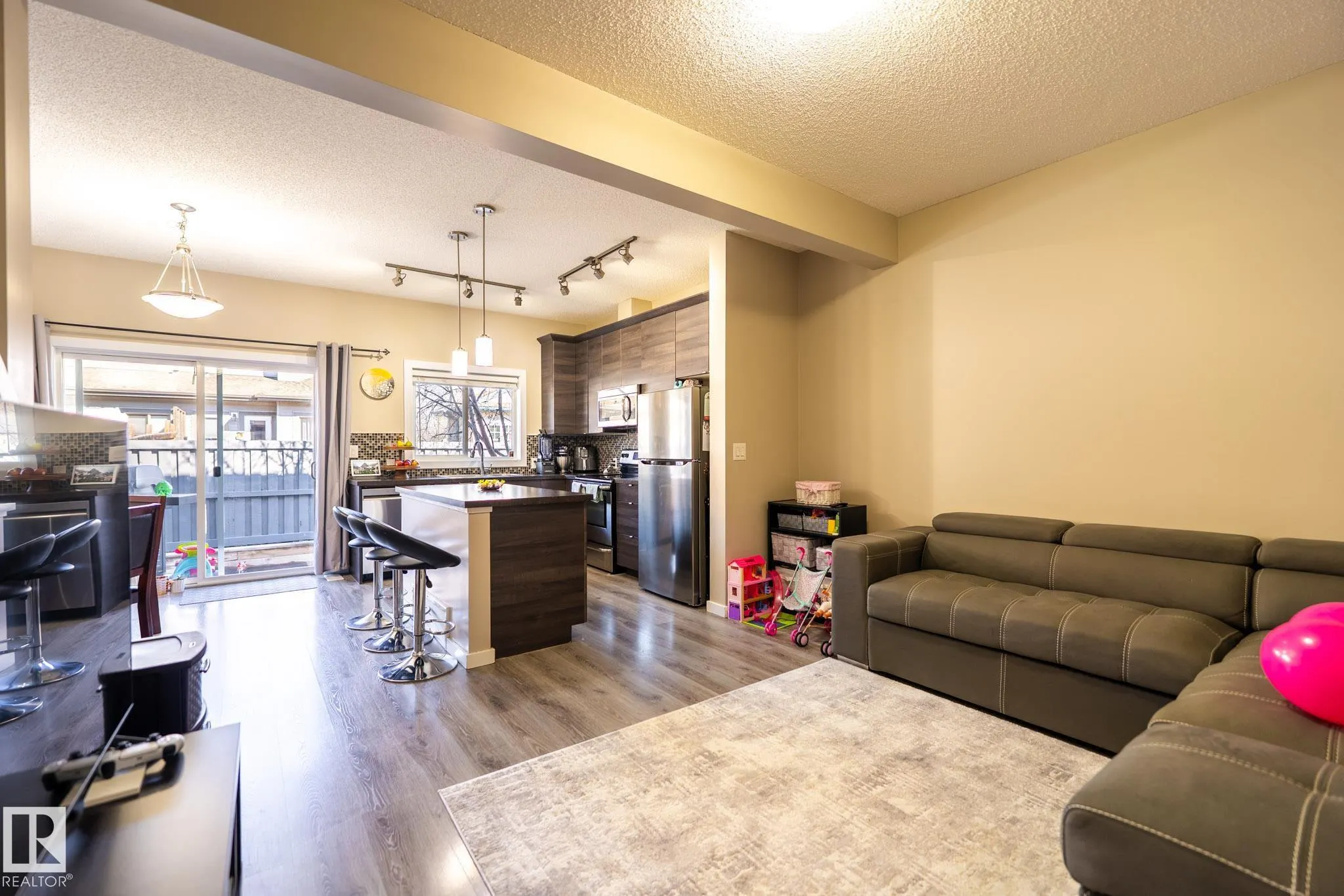 3710 ALLAN Drive