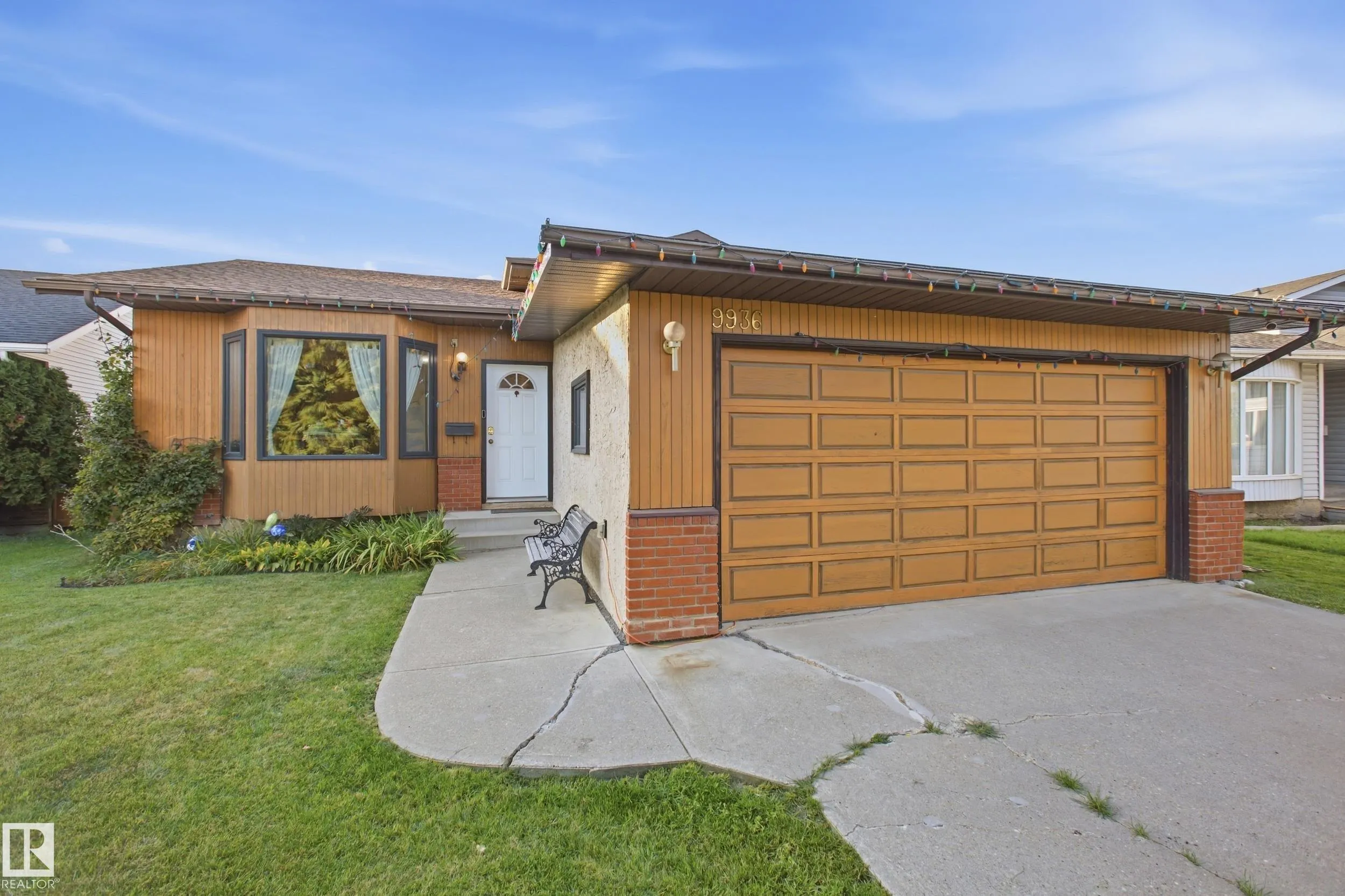 9936 190 Street