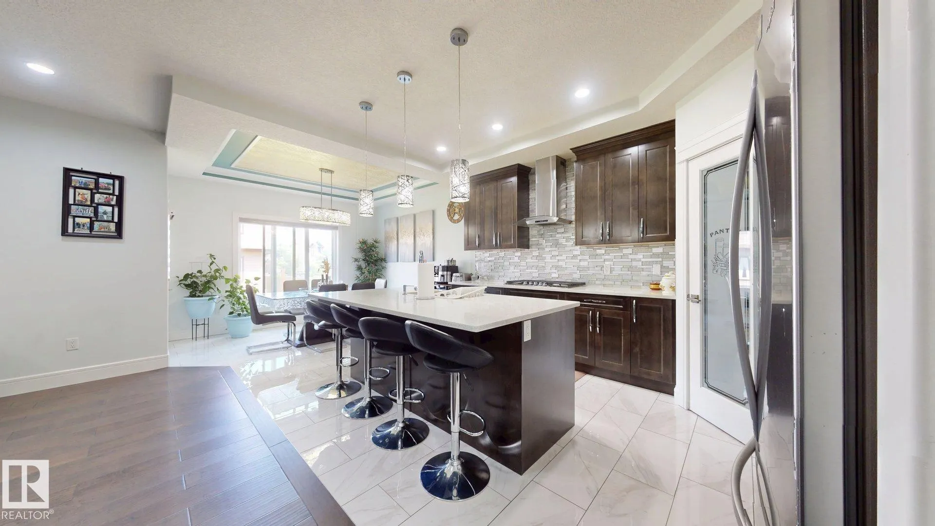 1103 30 Street