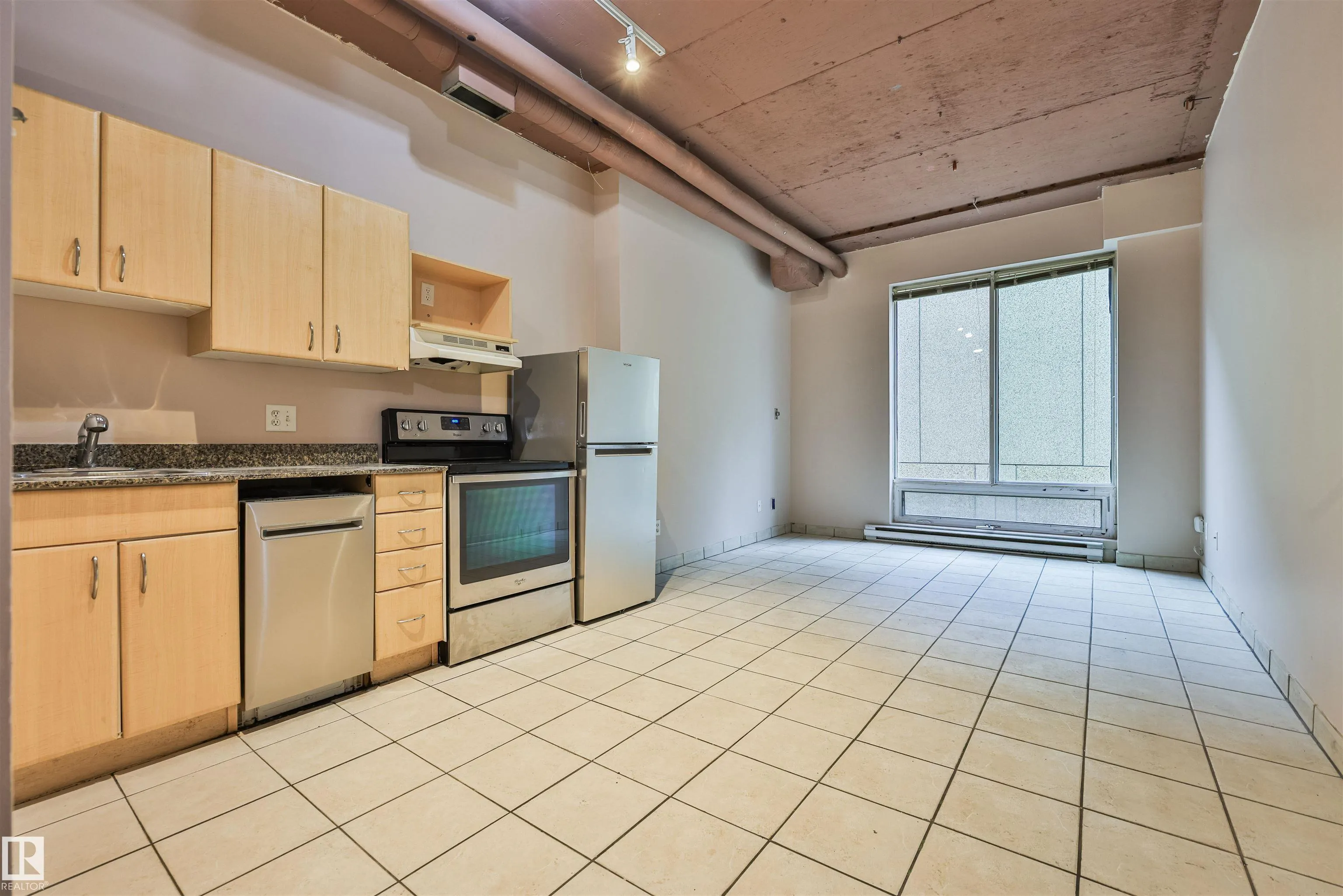 10024 JASPER Avenue
