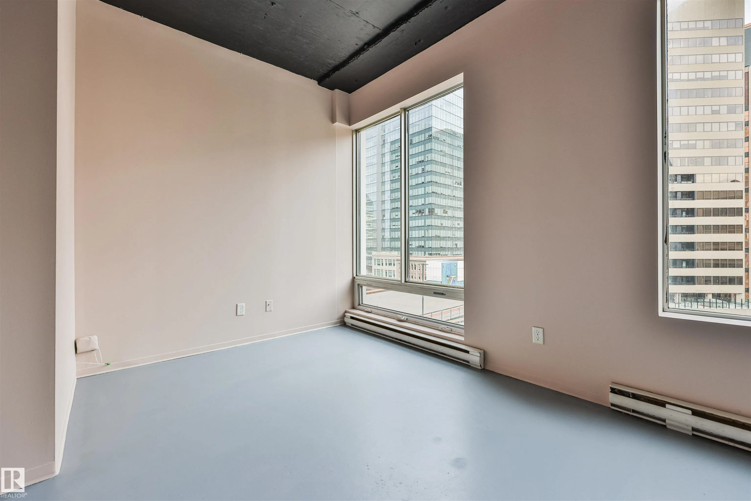10024 JASPER Avenue
