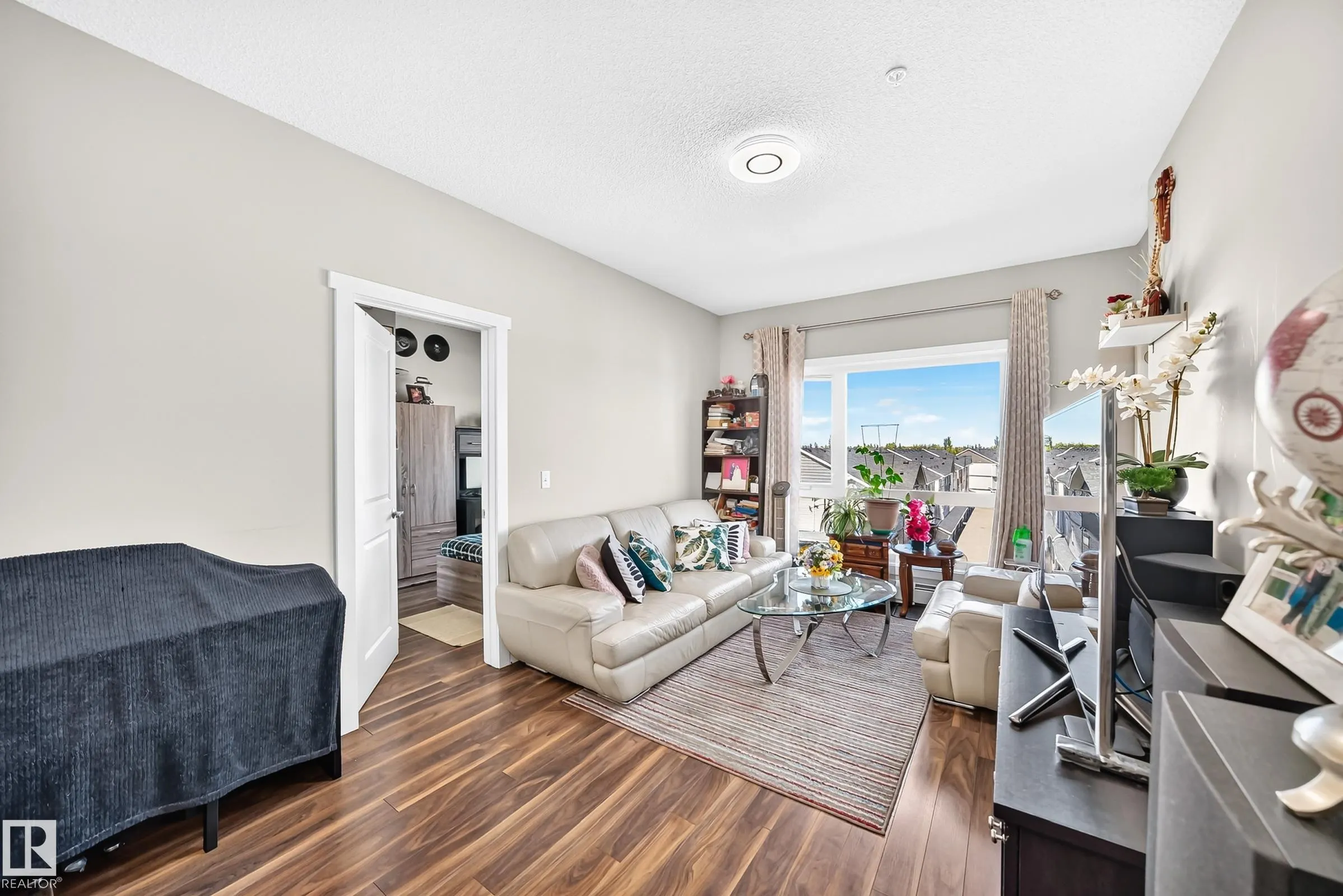 12804 140 Avenue
