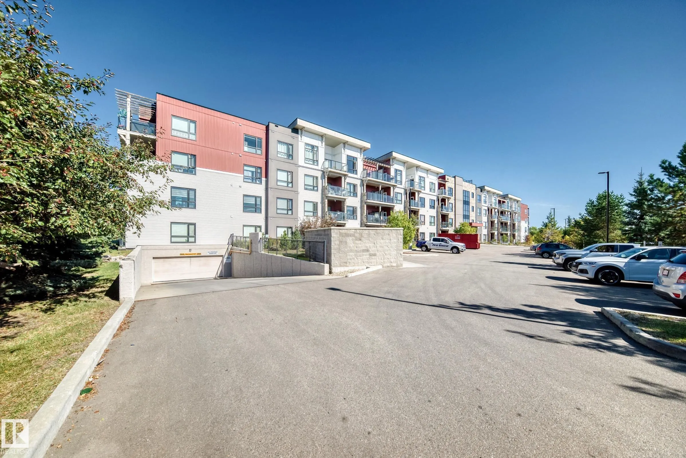 12804 140 Avenue