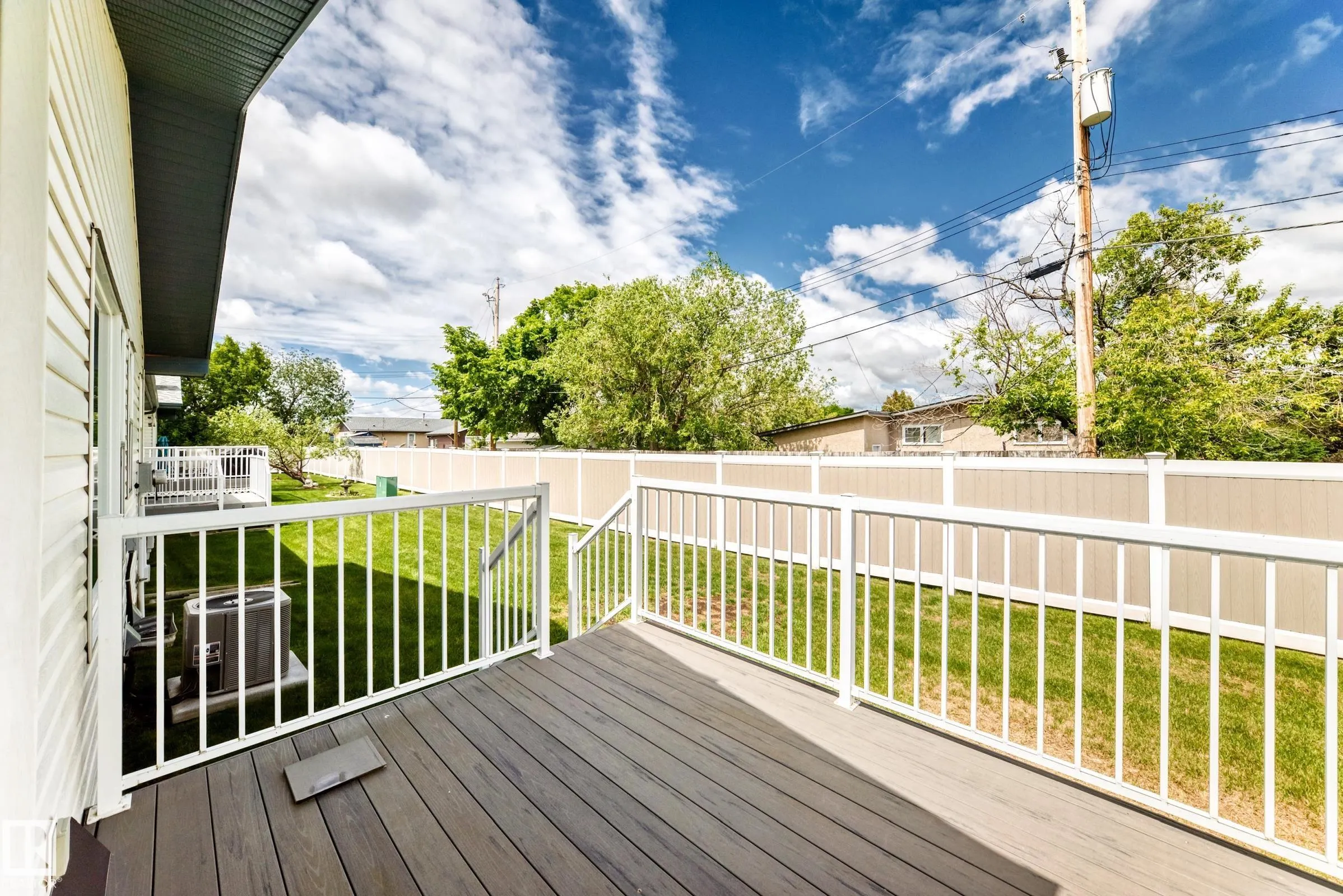 104 MAISONETTE Village