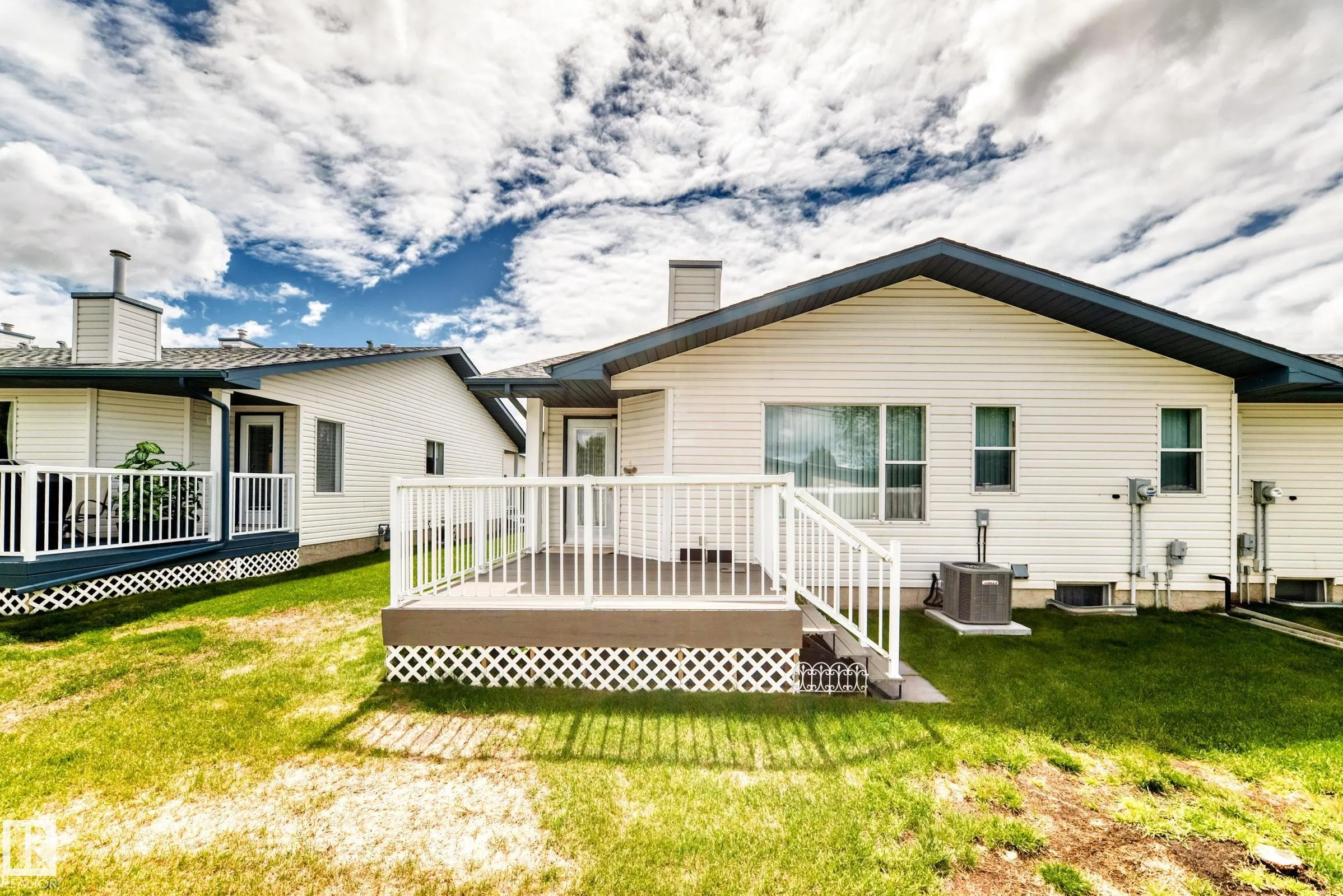 104 MAISONETTE Village
