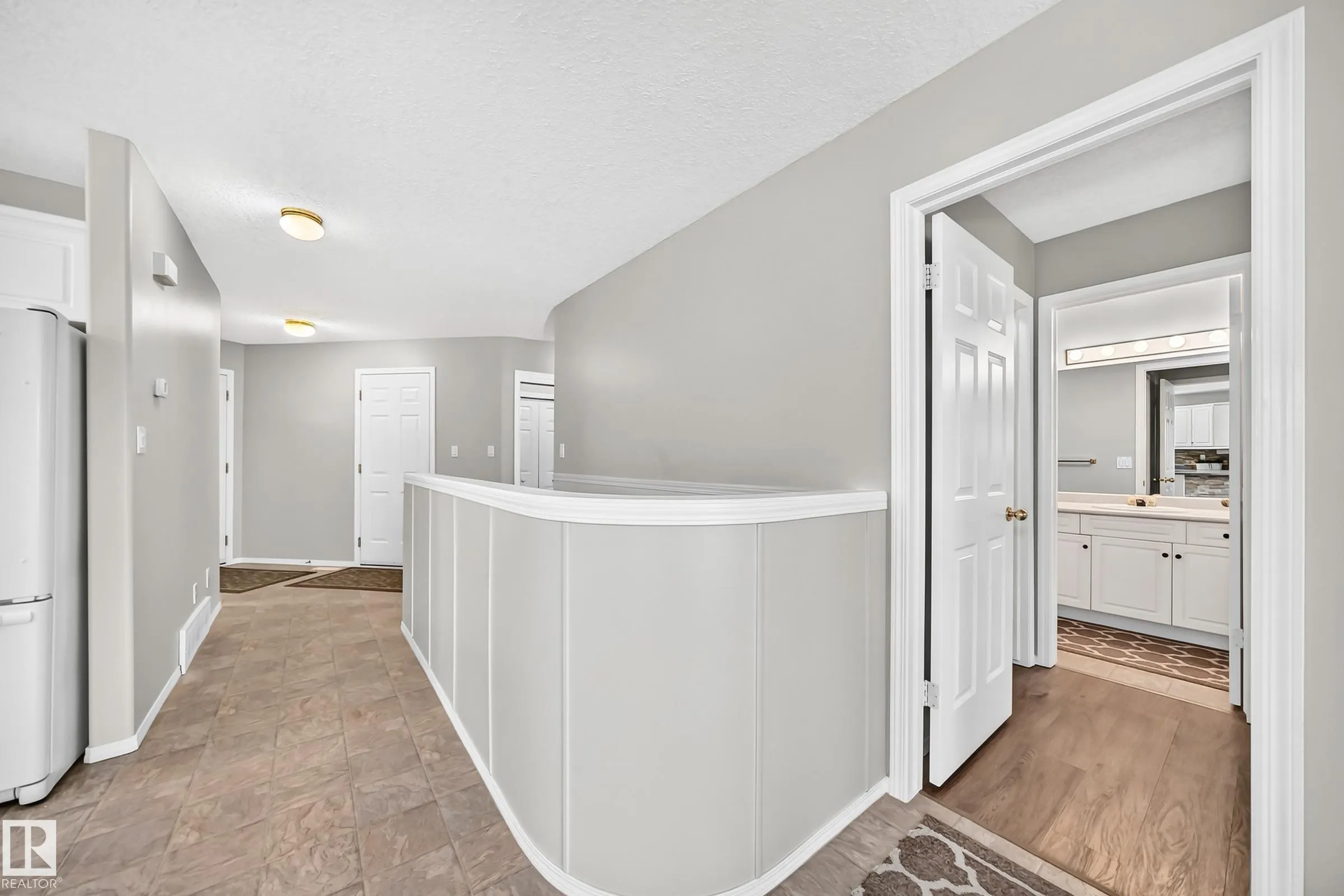 104 MAISONETTE Village