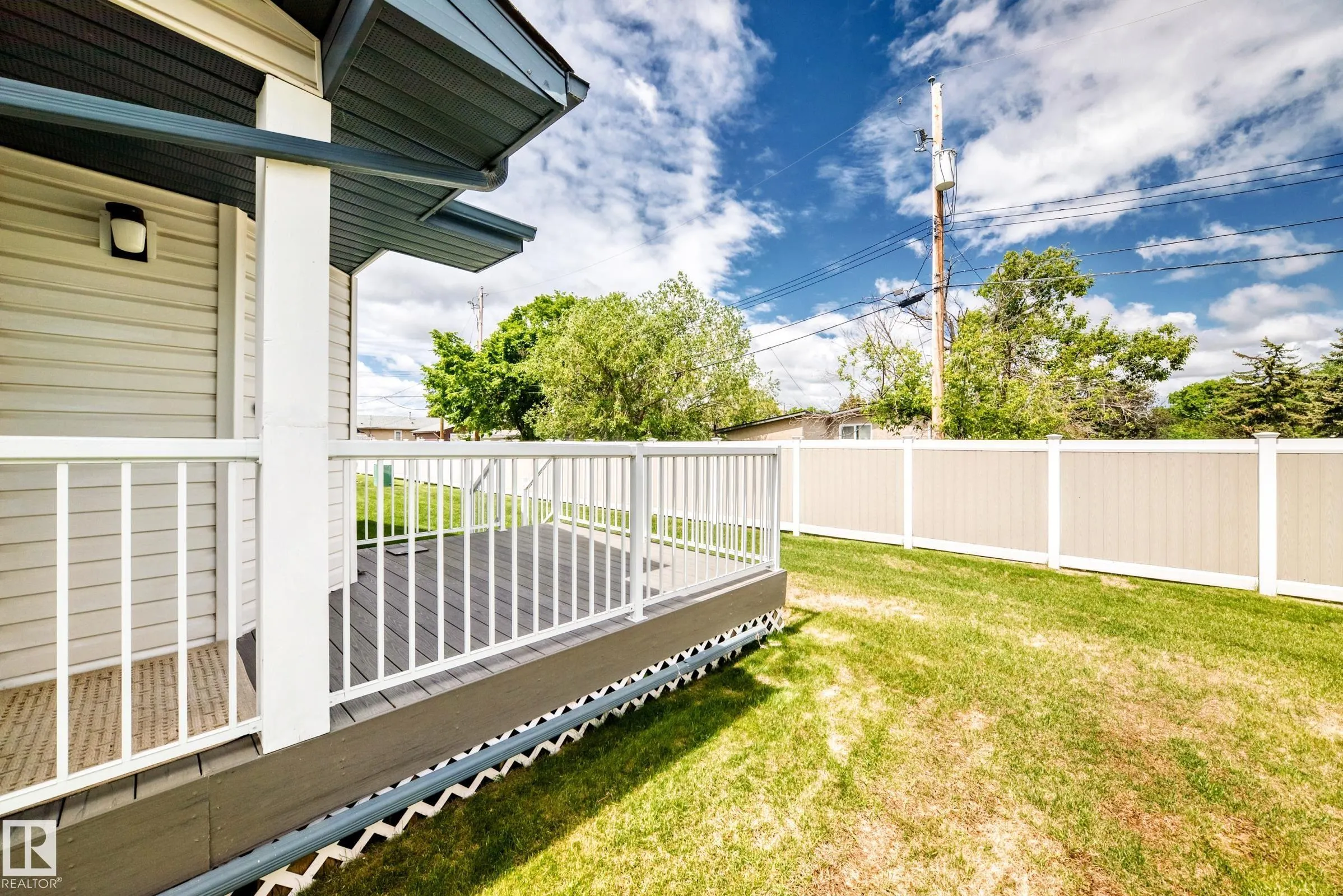104 MAISONETTE Village