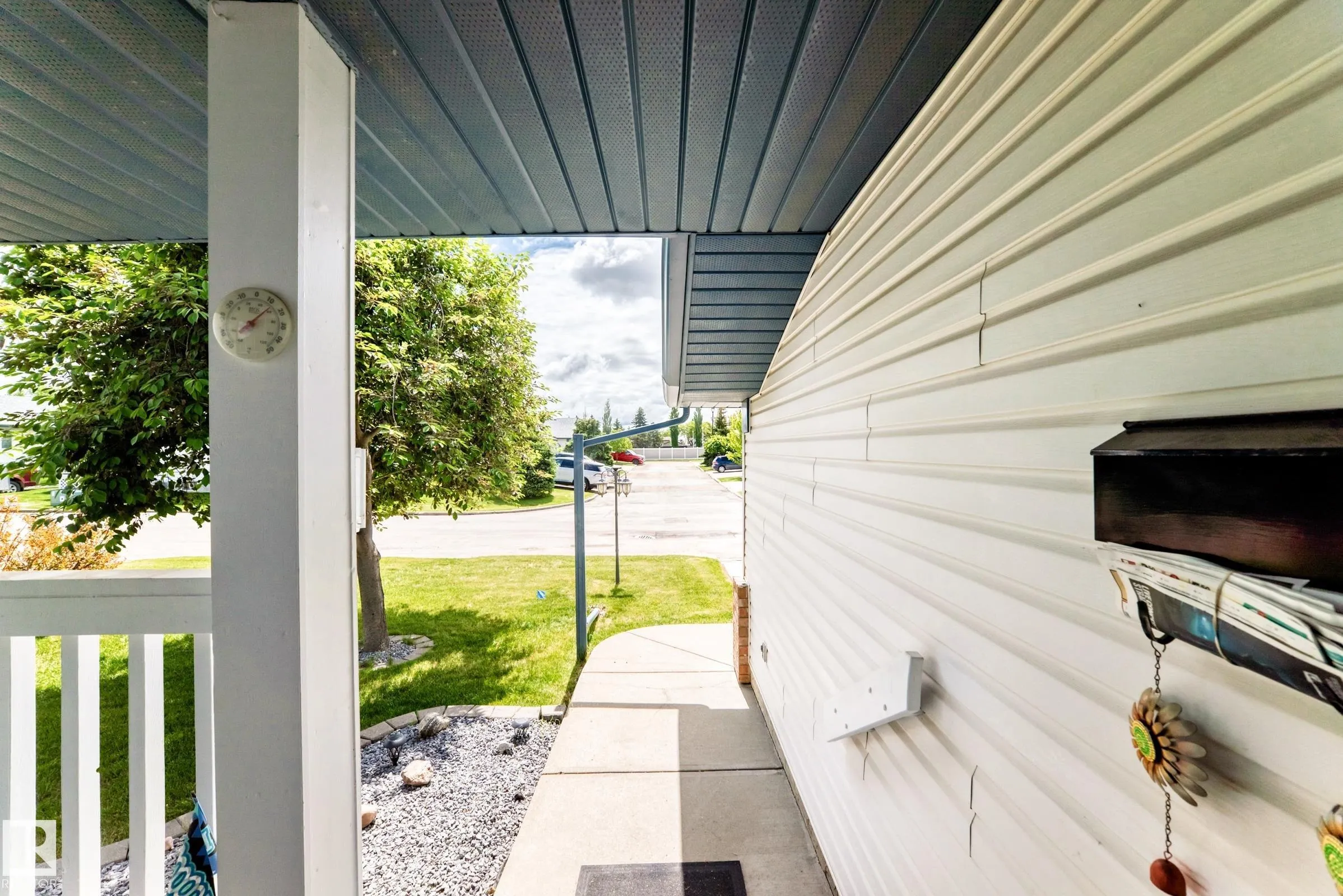 104 MAISONETTE Village