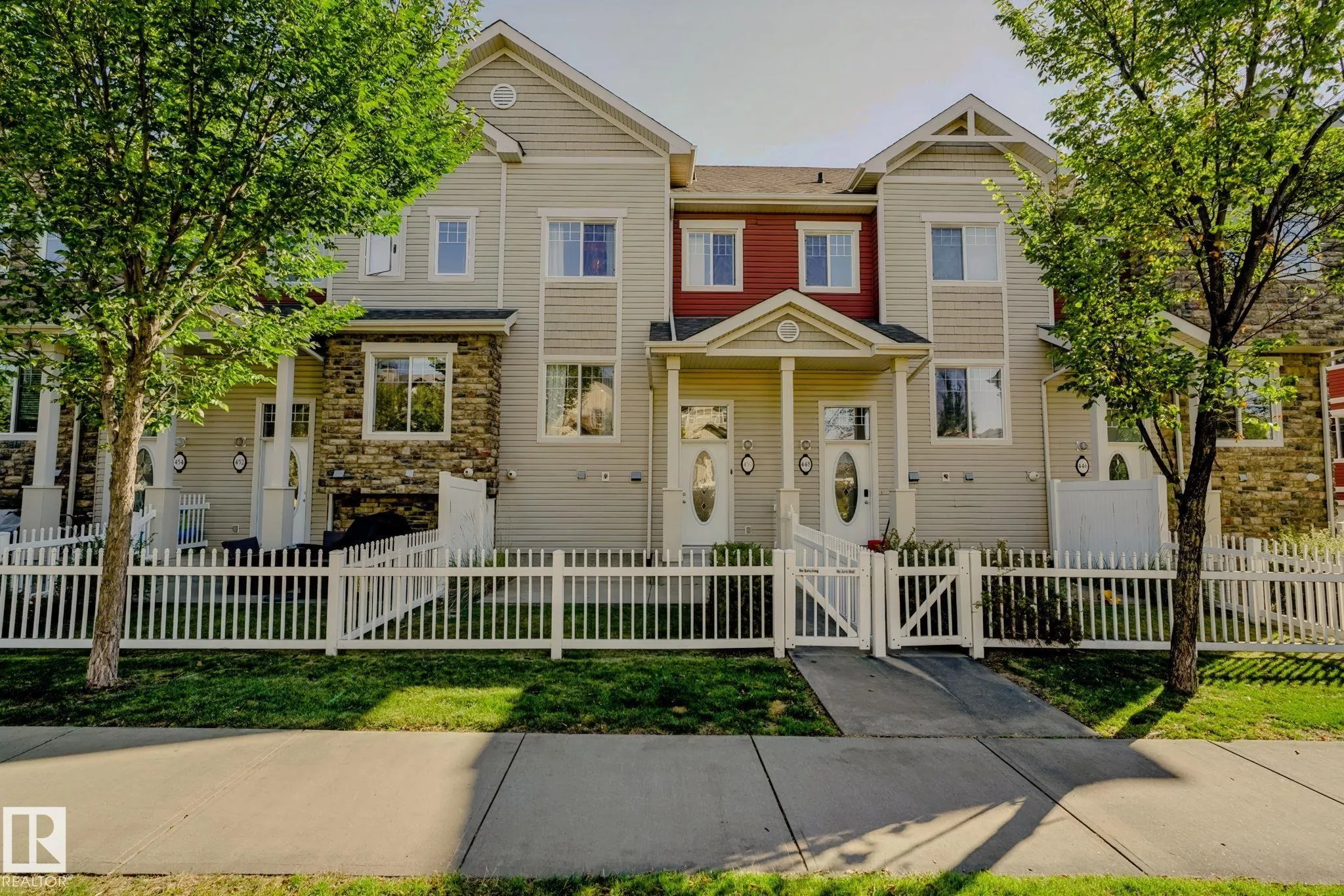 450 HEMINGWAY Road