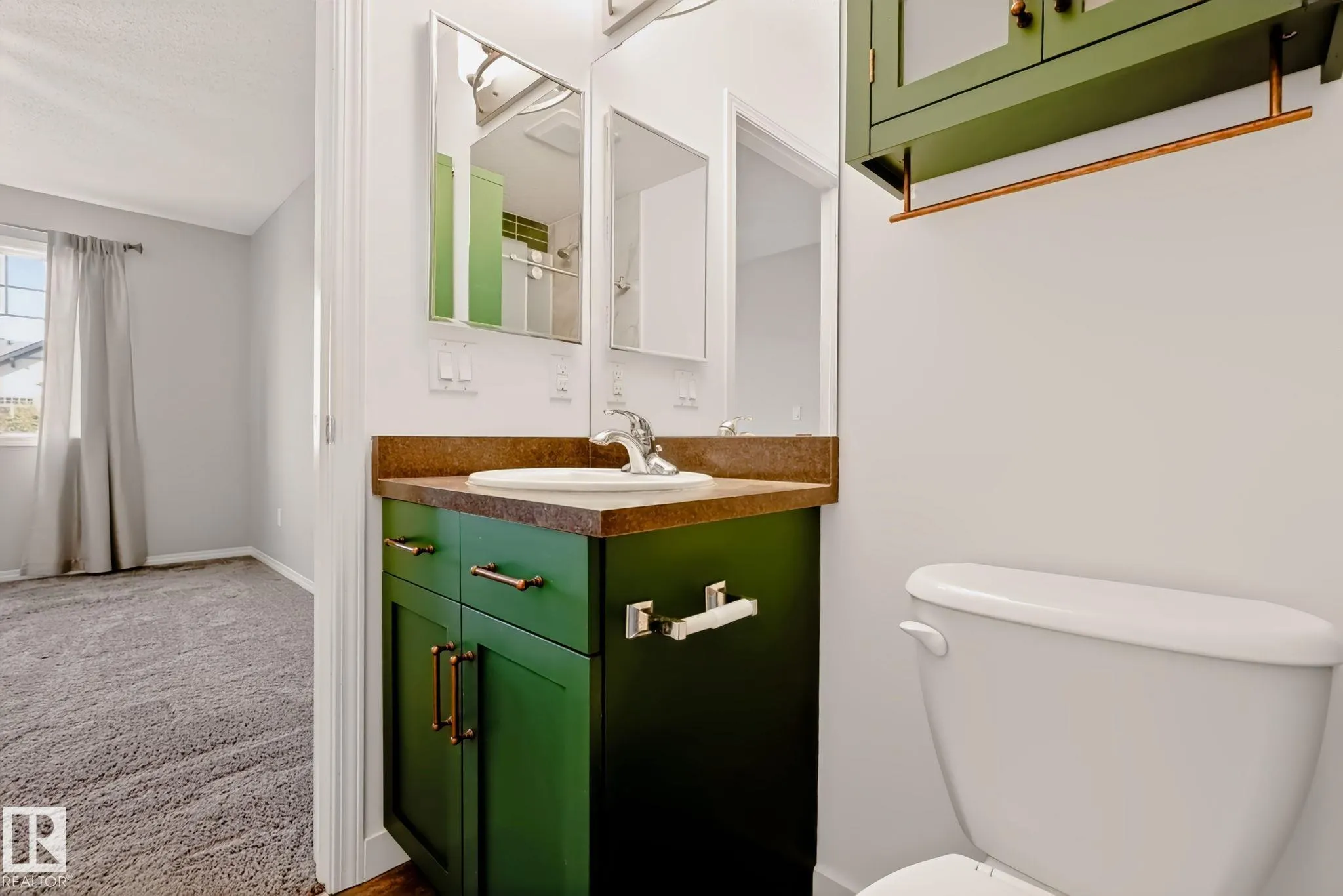 450 HEMINGWAY Road