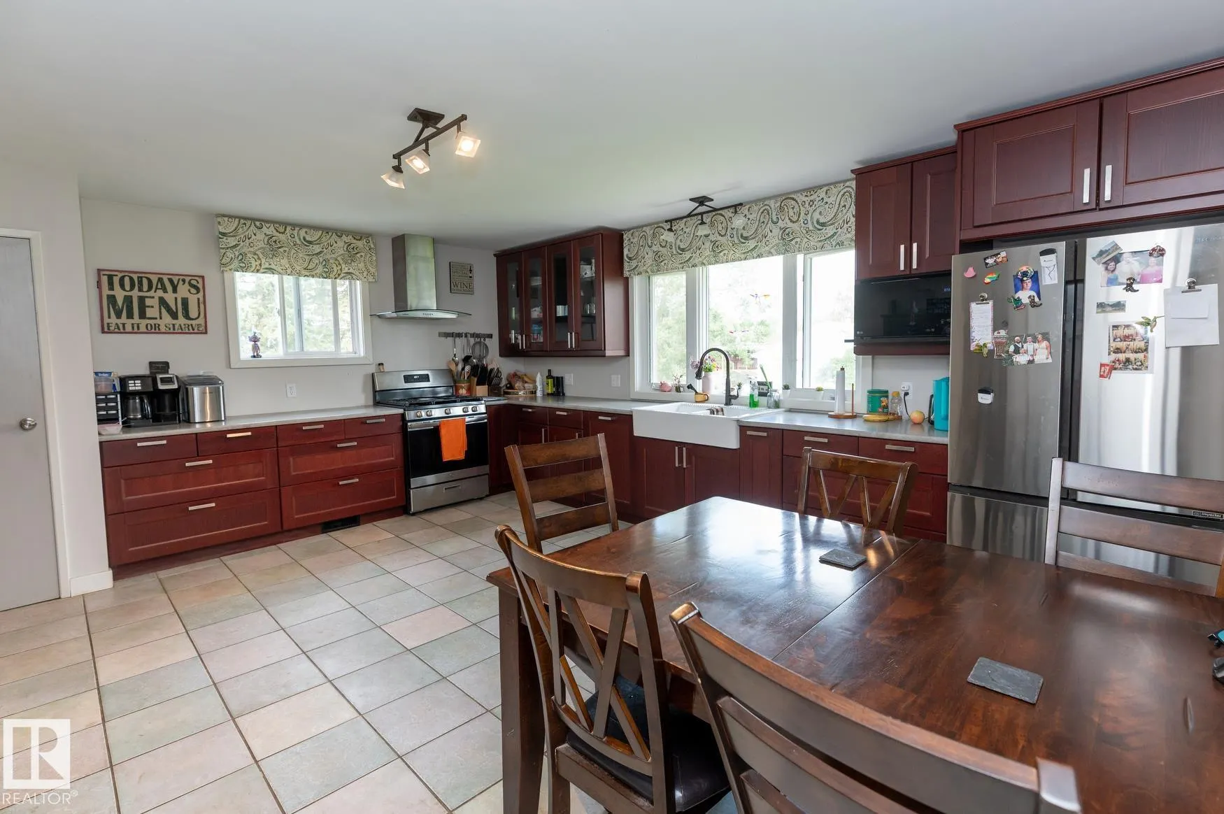 57514 Rge Rd  223