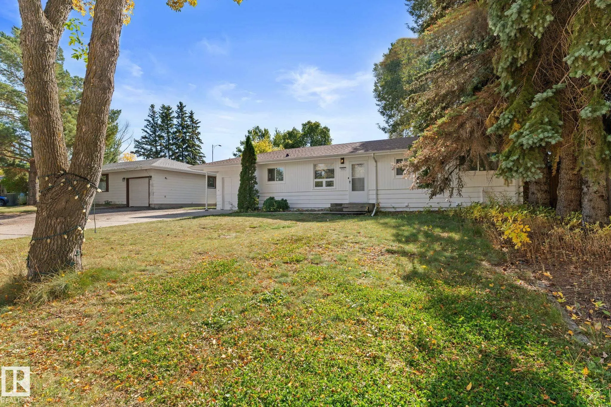 970 Alder Ave