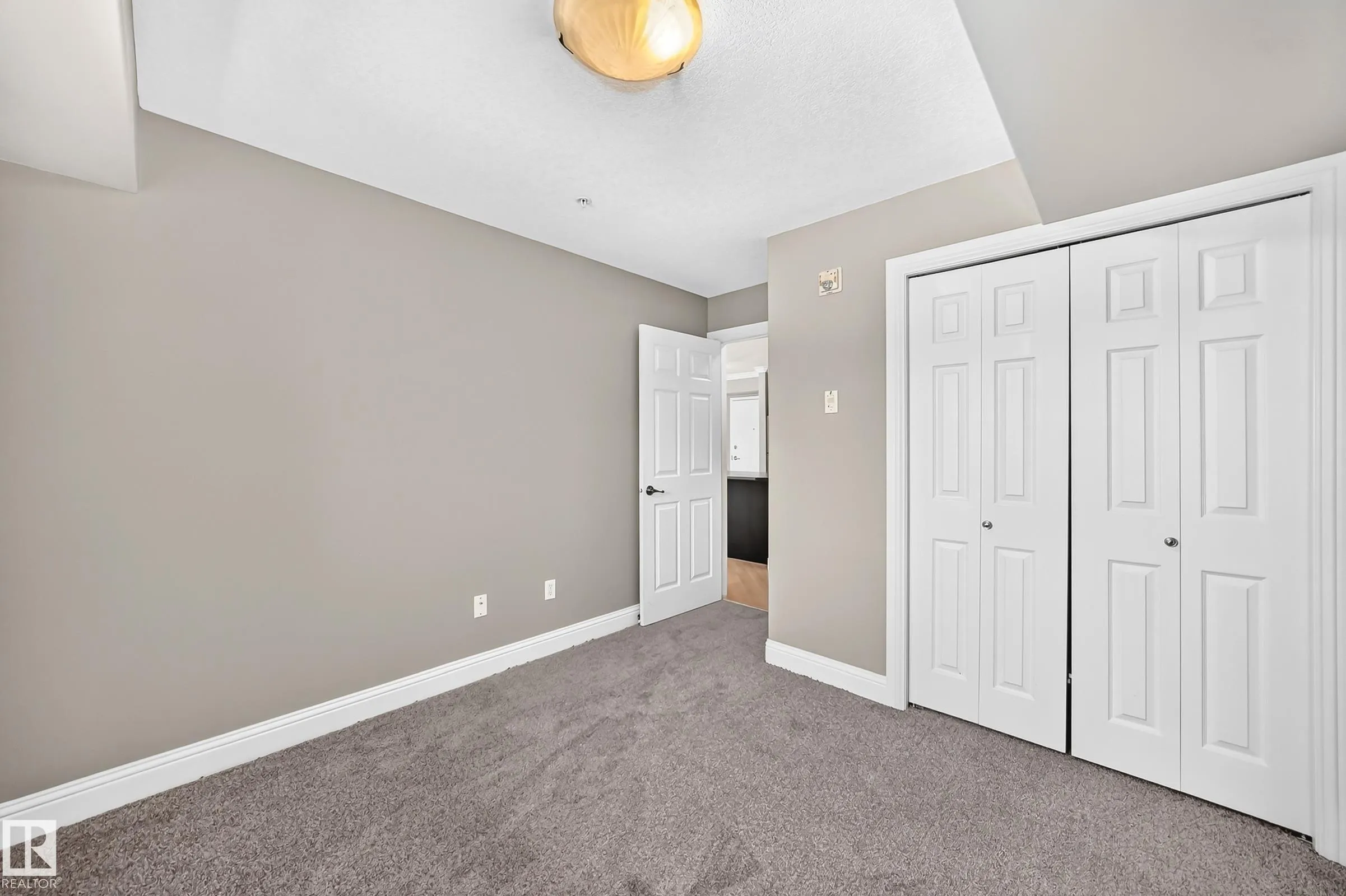 14608 125 Street