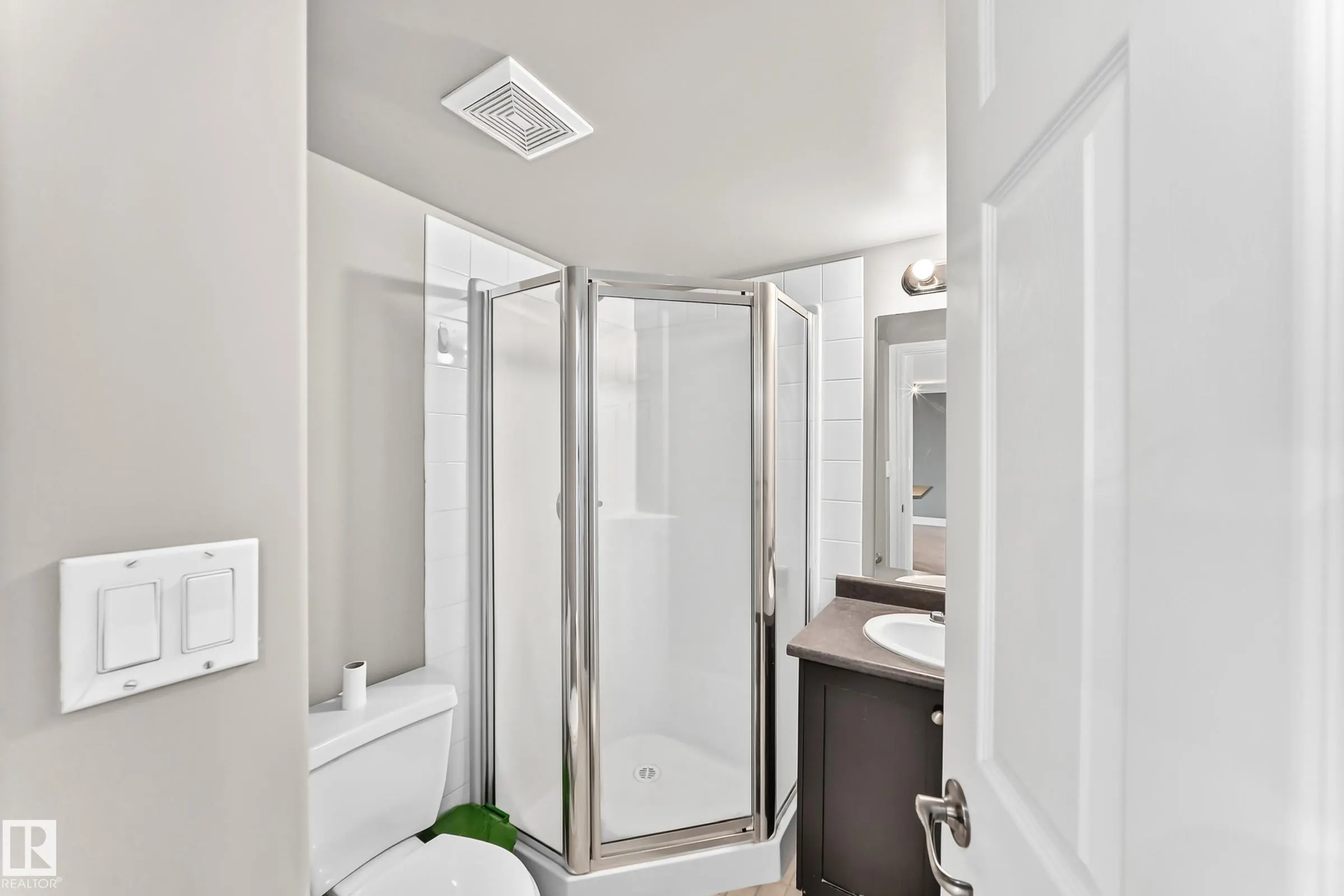 14608 125 Street
