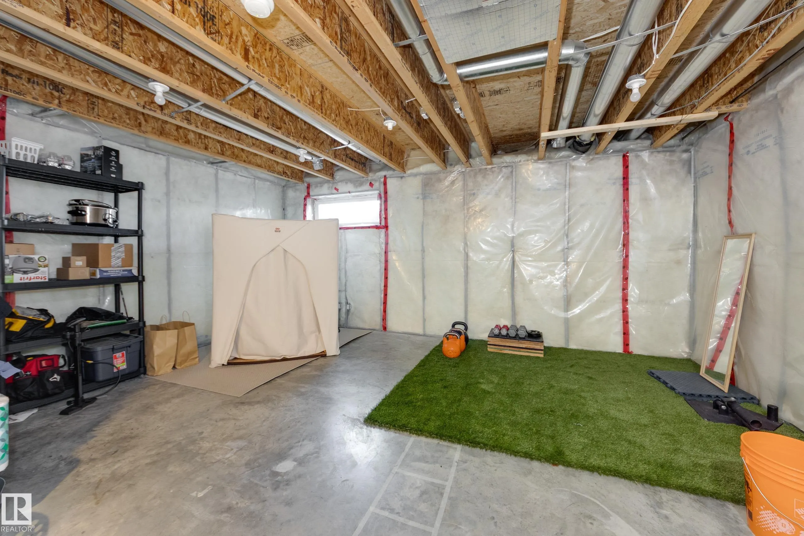 115 CHESTERMERE Drive