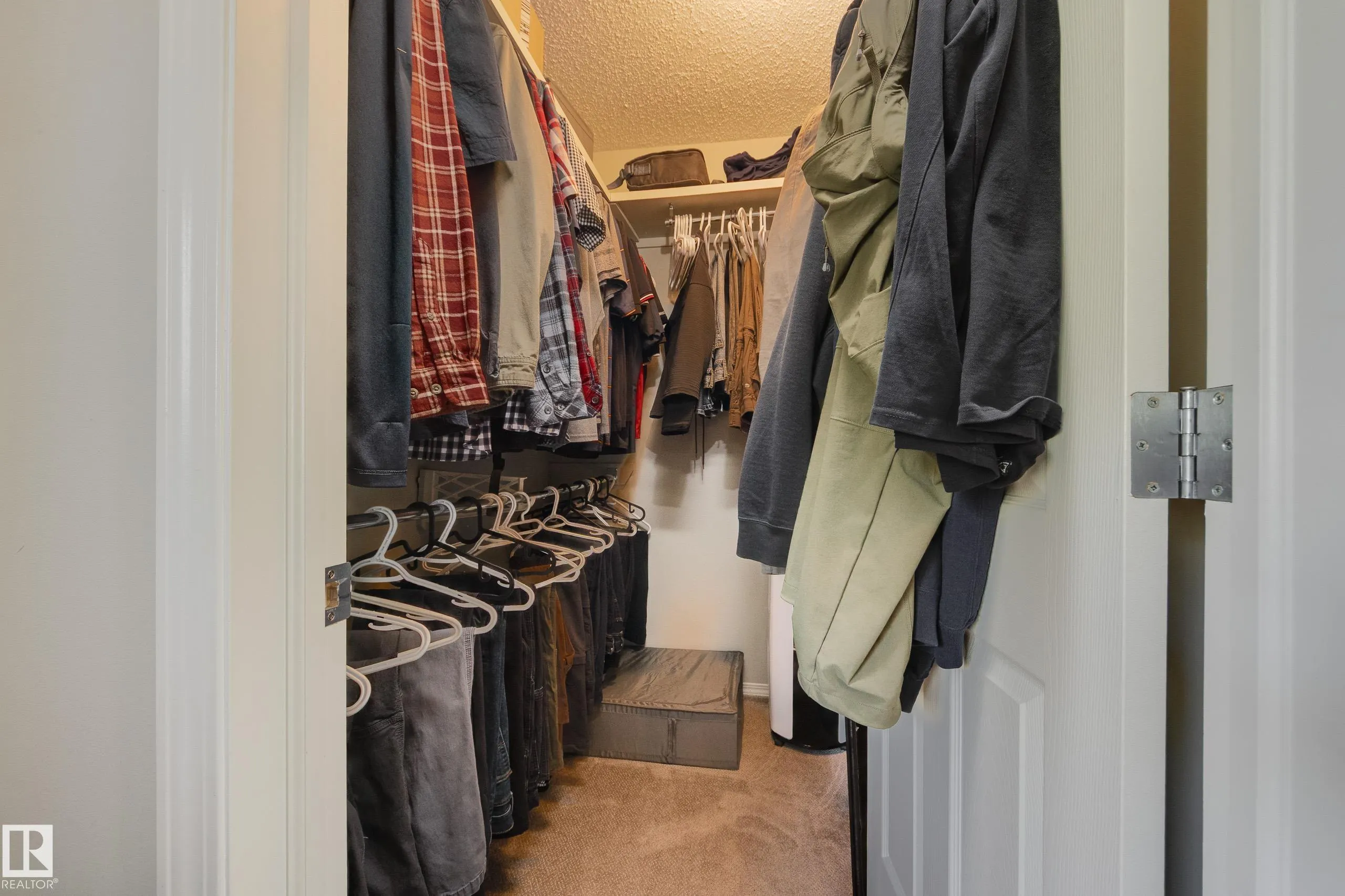 115 CHESTERMERE Drive