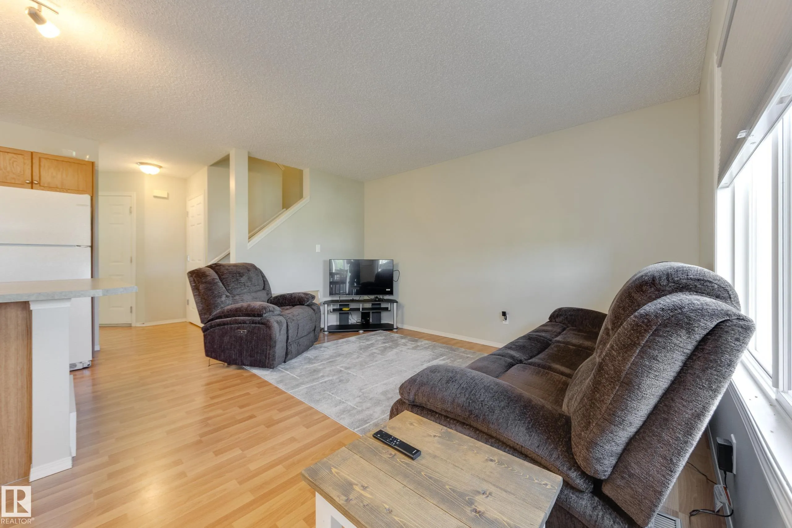 115 CHESTERMERE Drive