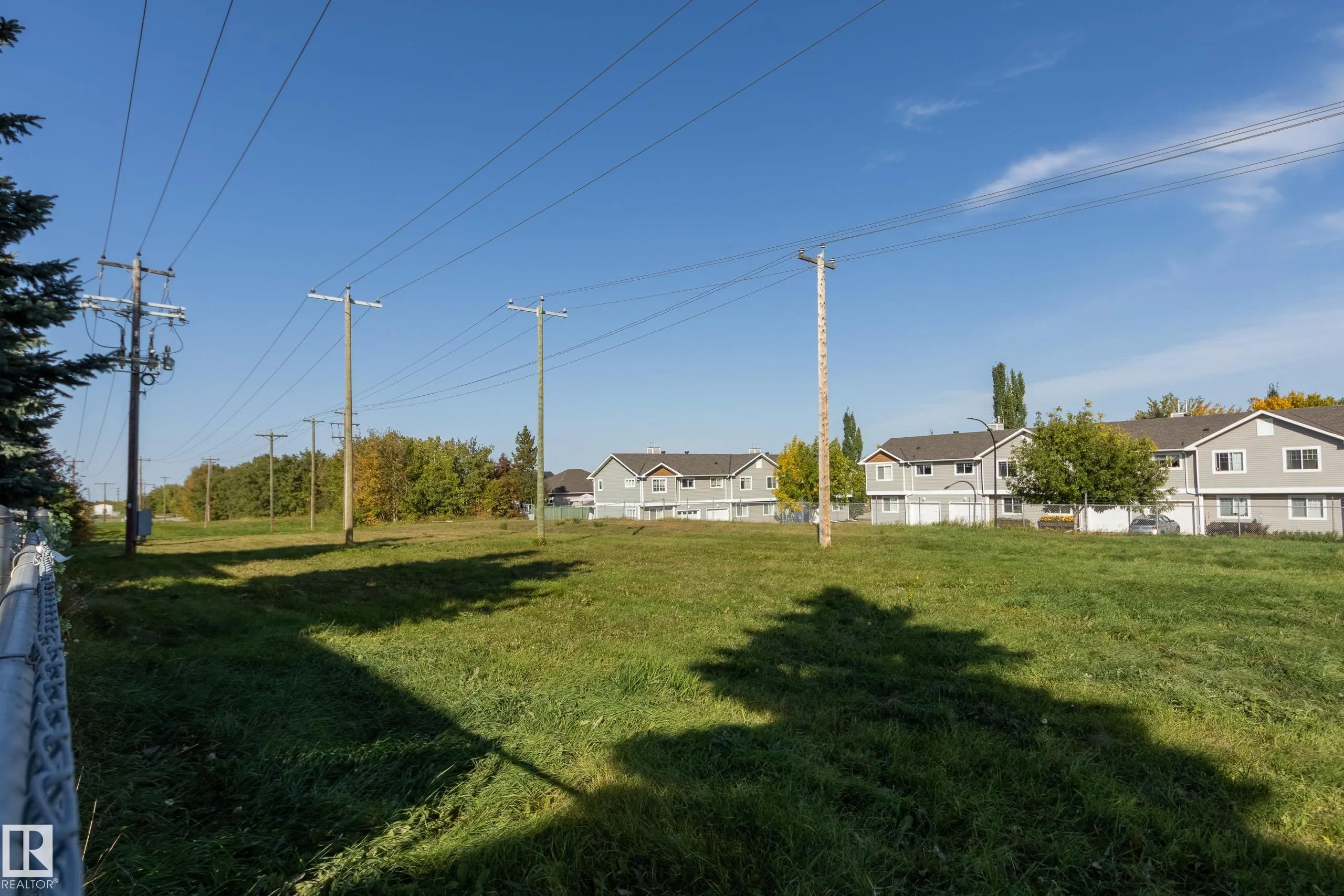 115 CHESTERMERE Drive