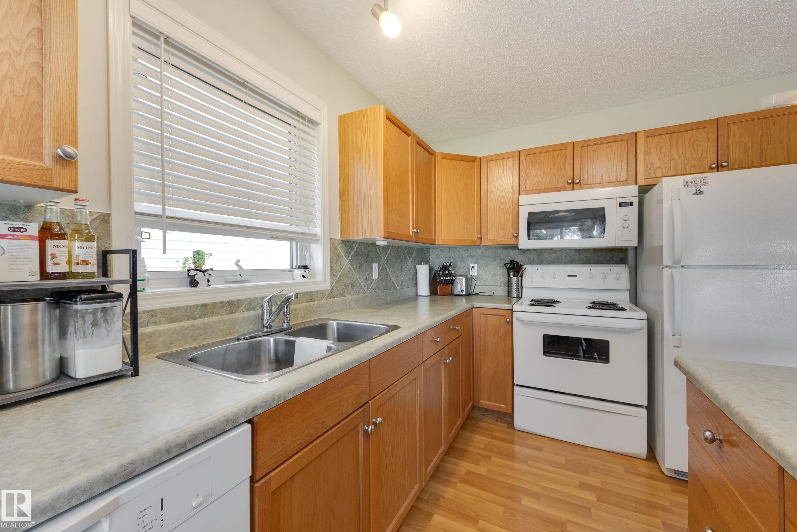 115 CHESTERMERE Drive
