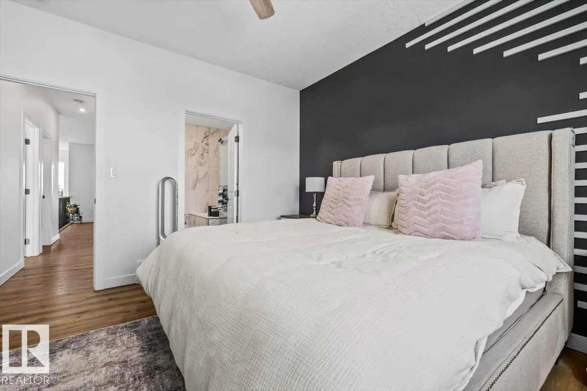 287 SAVOY Crescent