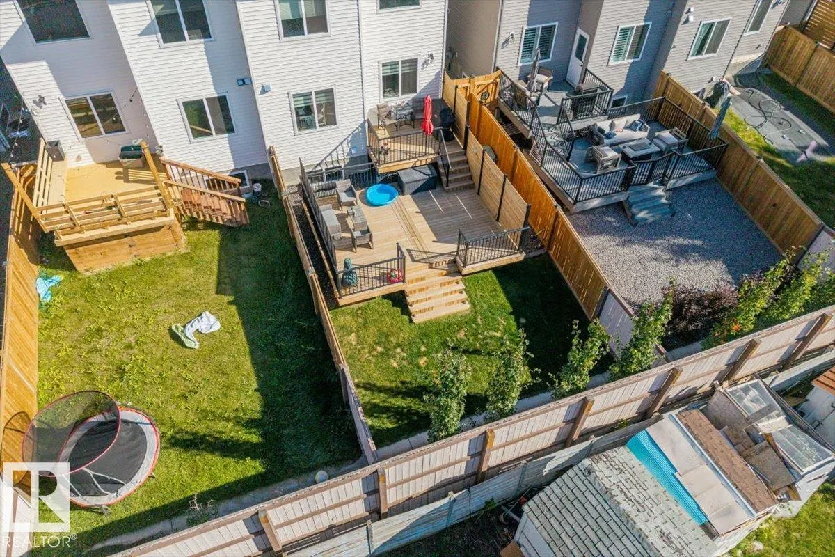 287 SAVOY Crescent