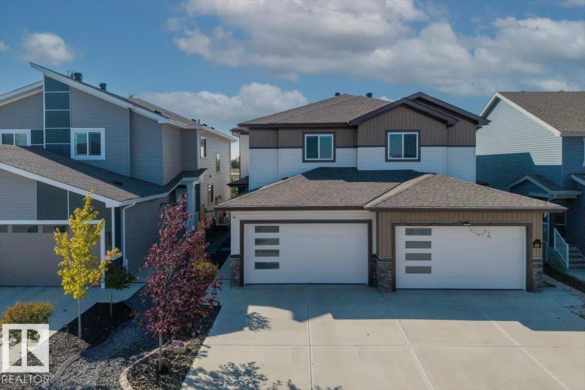 287 SAVOY Crescent