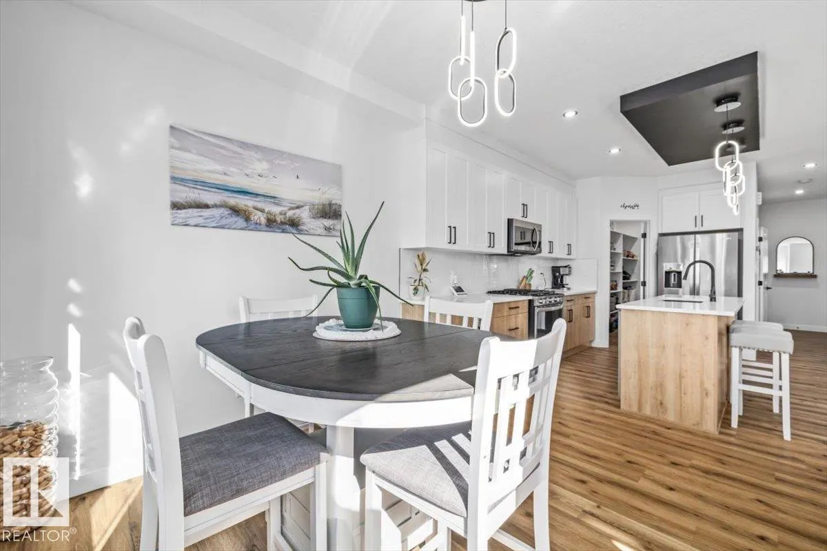 287 SAVOY Crescent