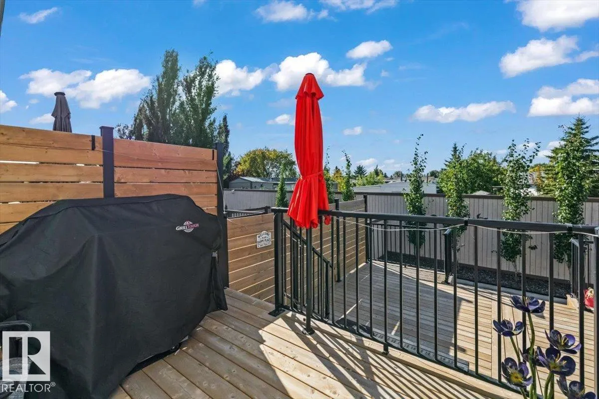 287 SAVOY Crescent