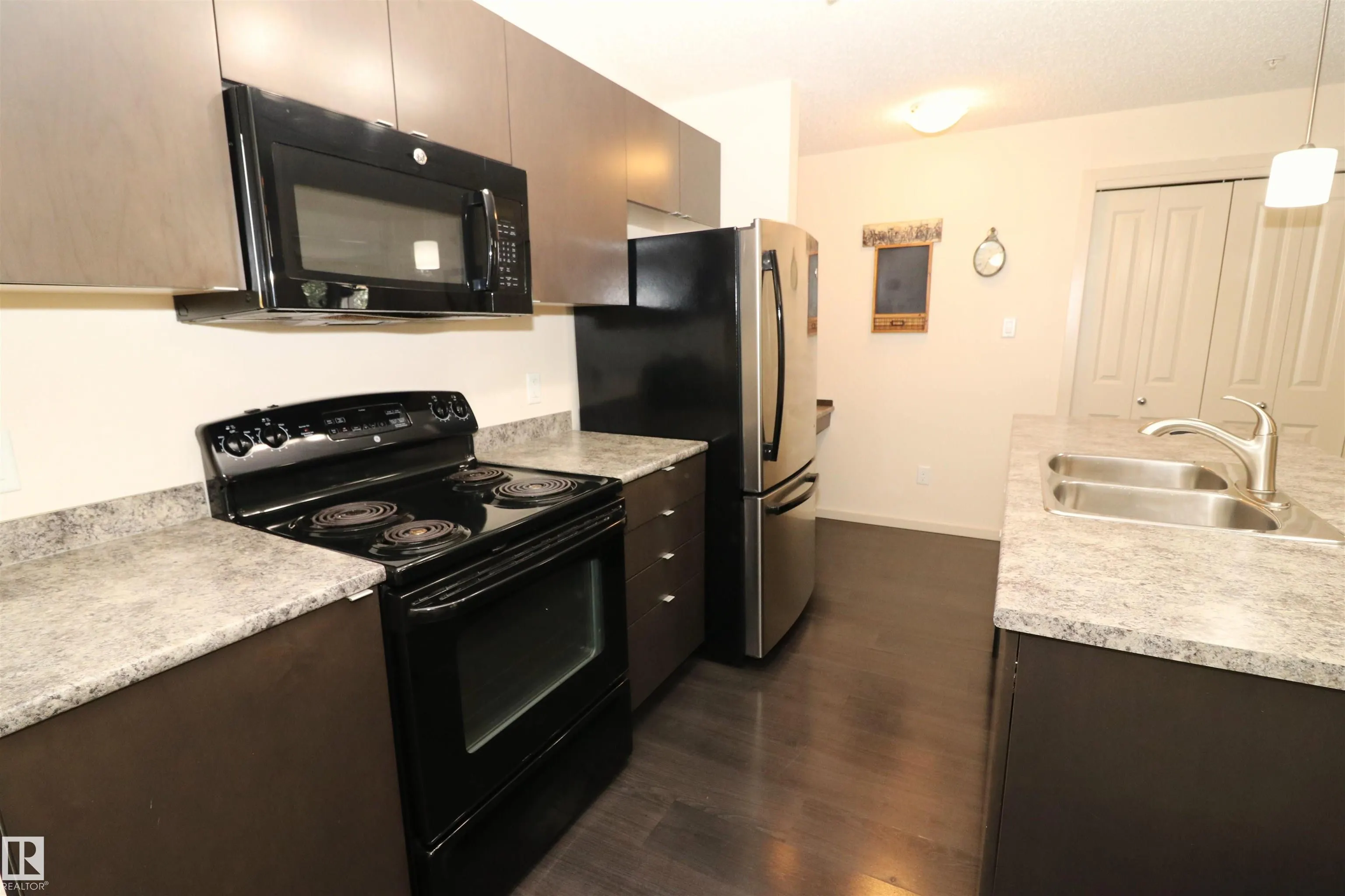 340 WINDERMERE Road