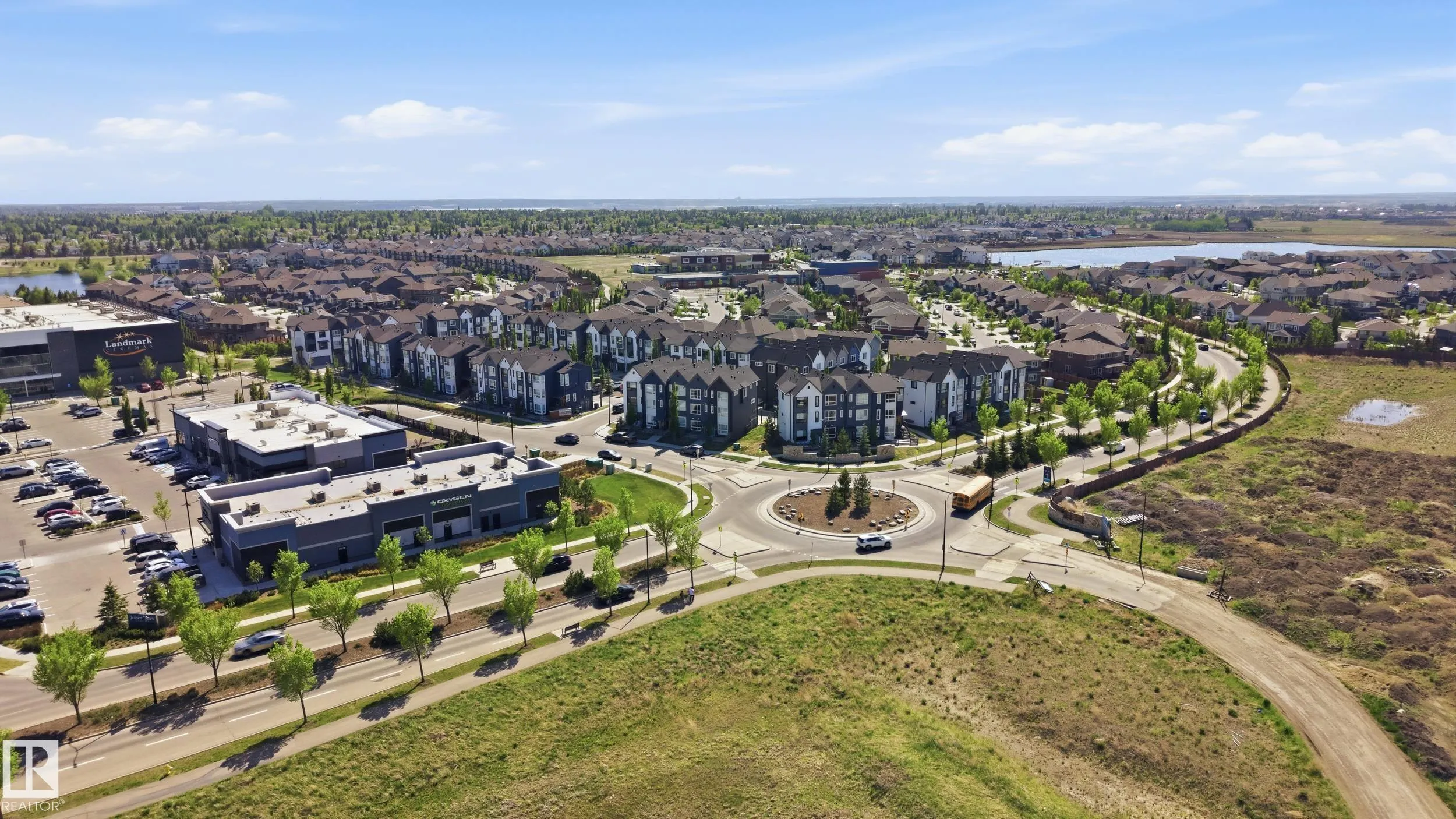 100 JENSEN LAKES Boulevard