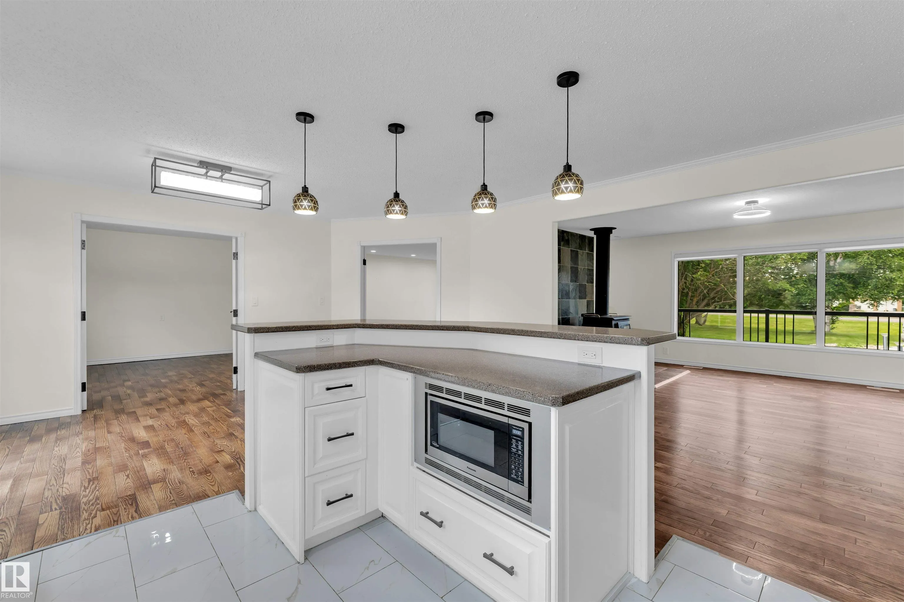 51528 RGE ROAD 262