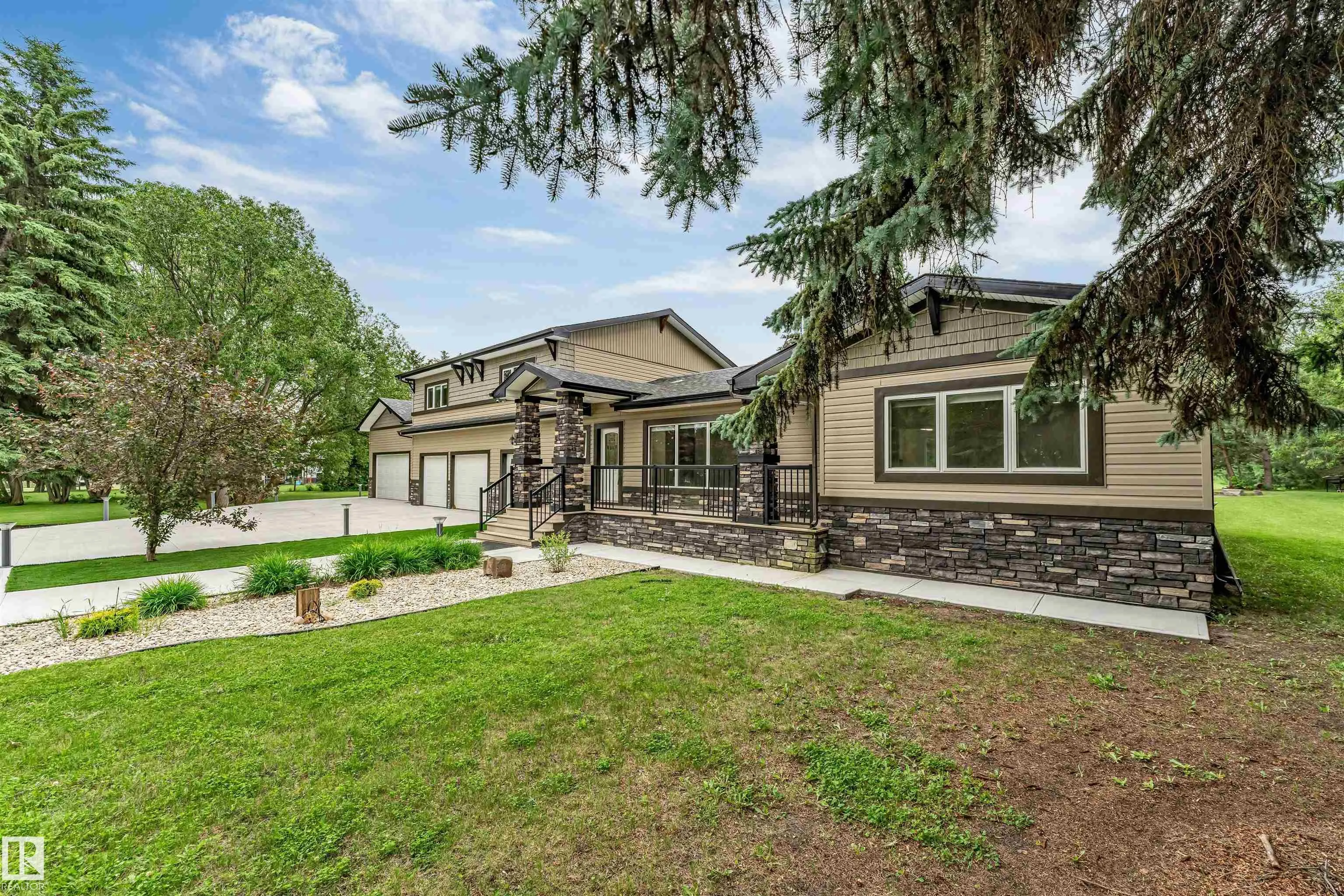 51528 RGE ROAD 262