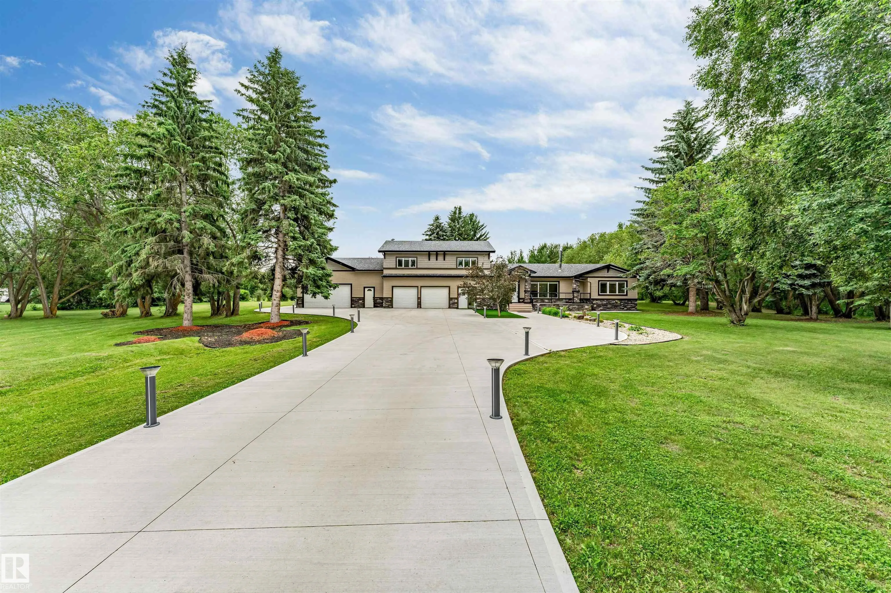 51528 RGE ROAD 262