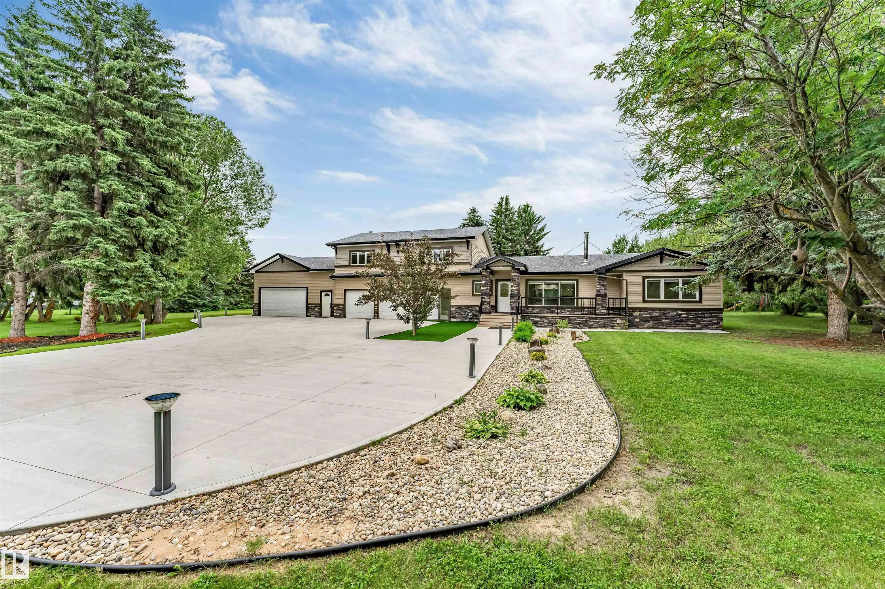 51528 RGE ROAD 262