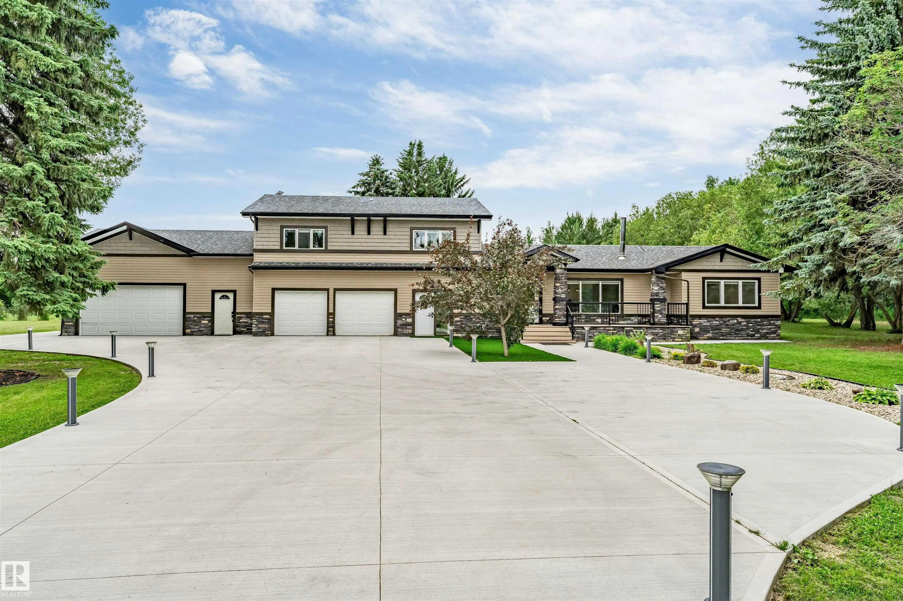 51528 RGE ROAD 262