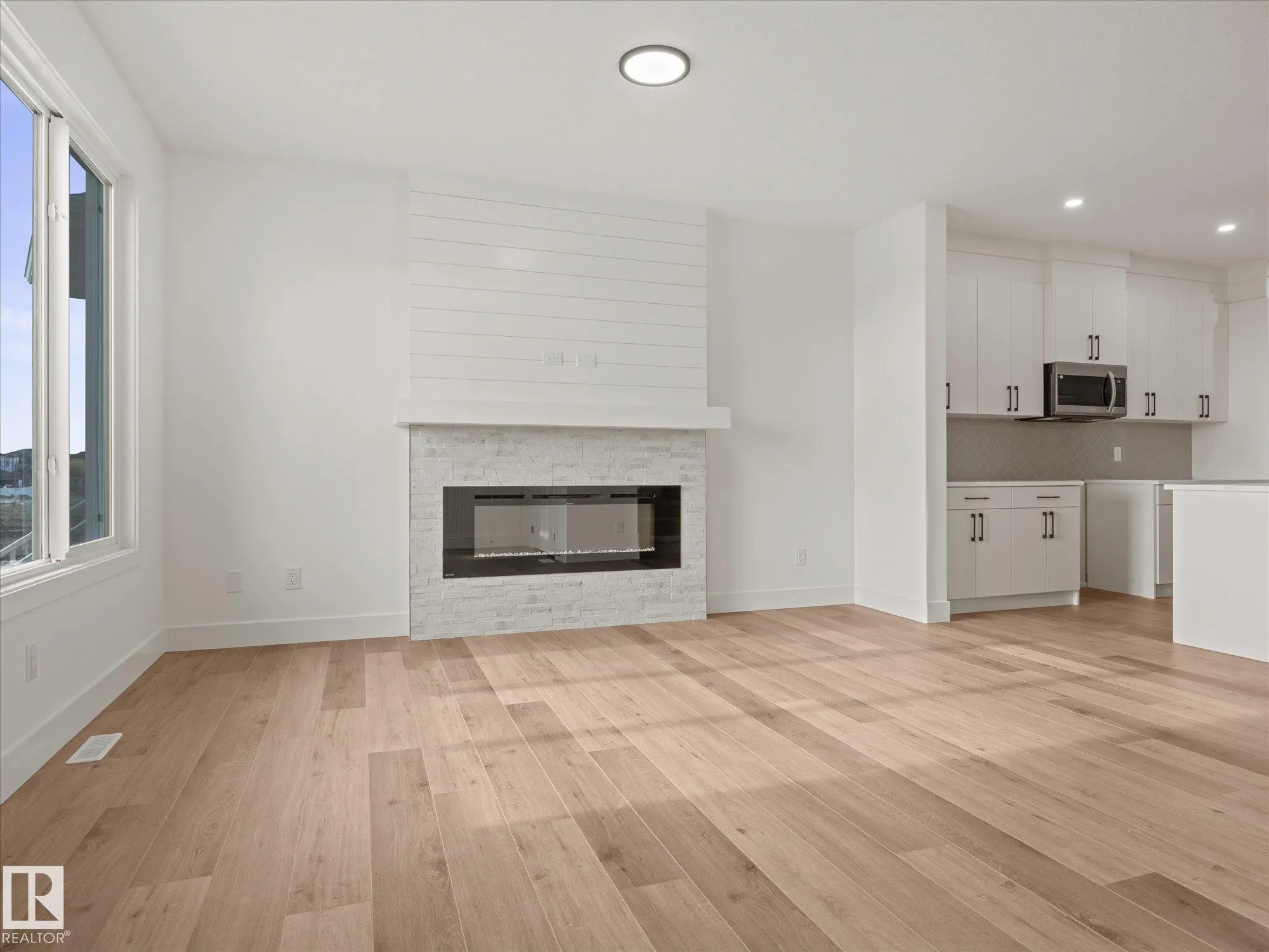 423 Bank Wynd