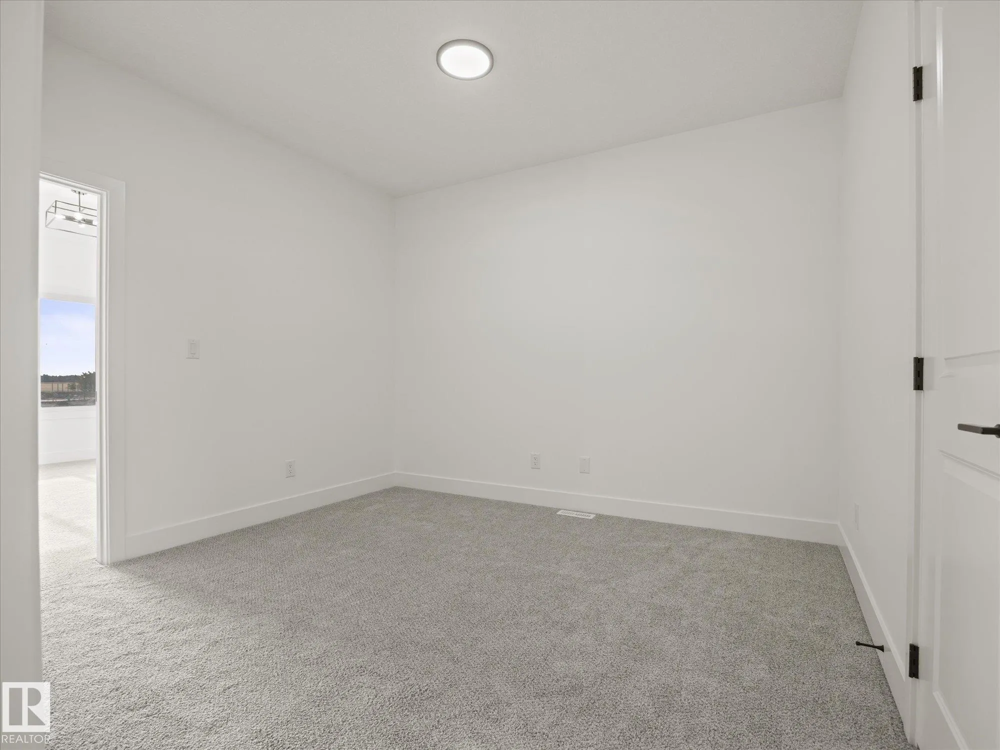 423 Bank Wynd