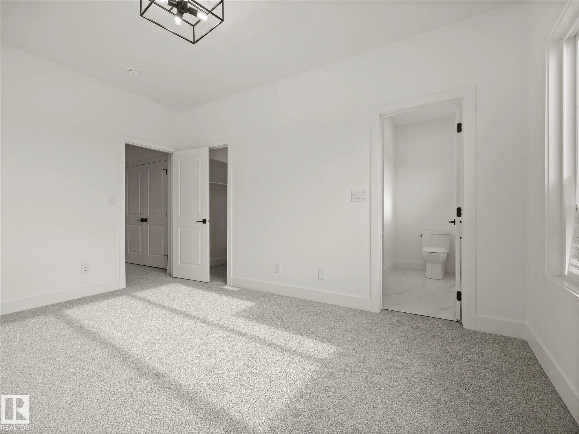 423 Bank Wynd