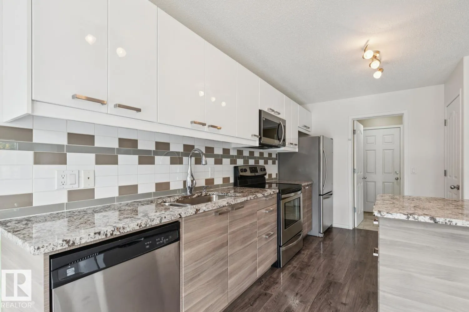 1173 WESTERRA Link