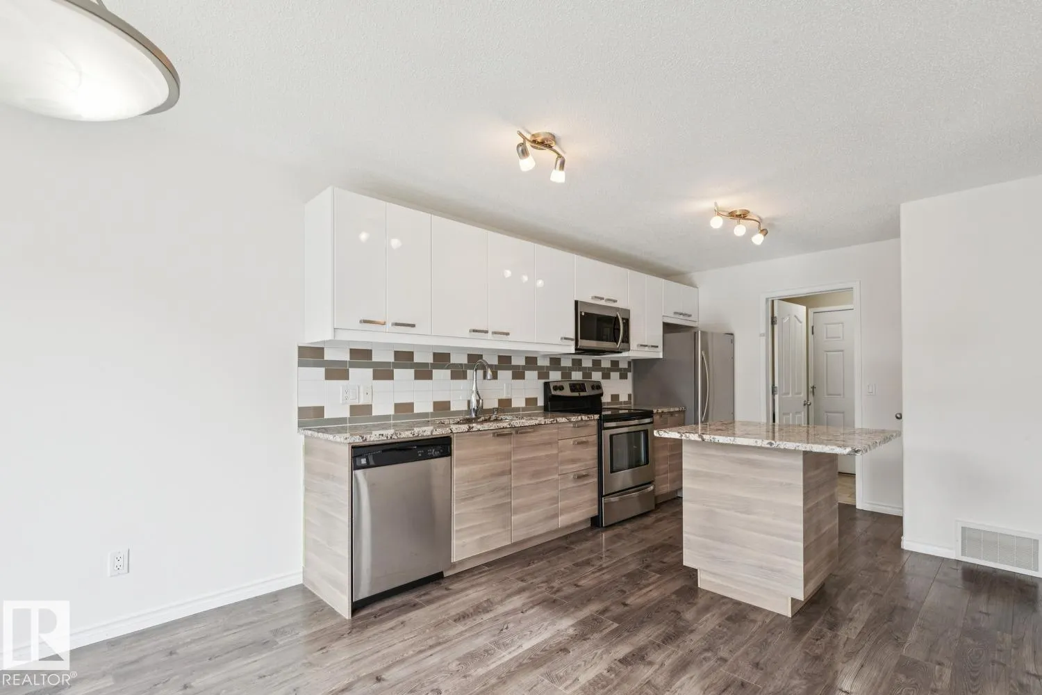 1173 WESTERRA Link
