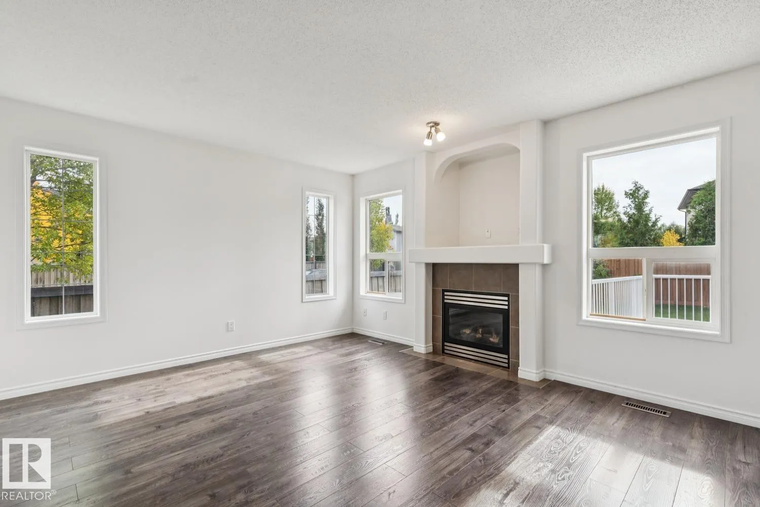 1173 WESTERRA Link
