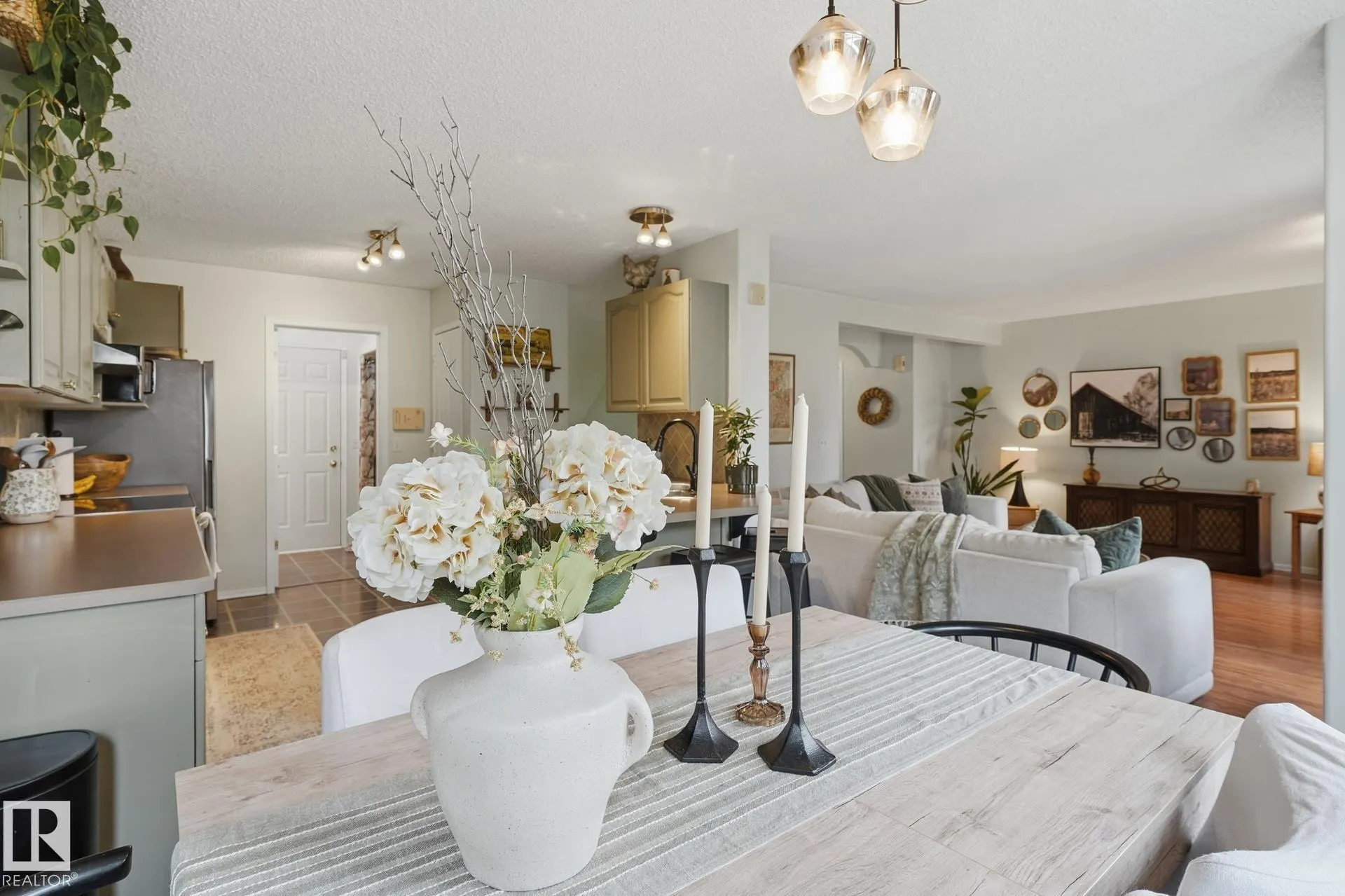 71 NEWMARKET Way