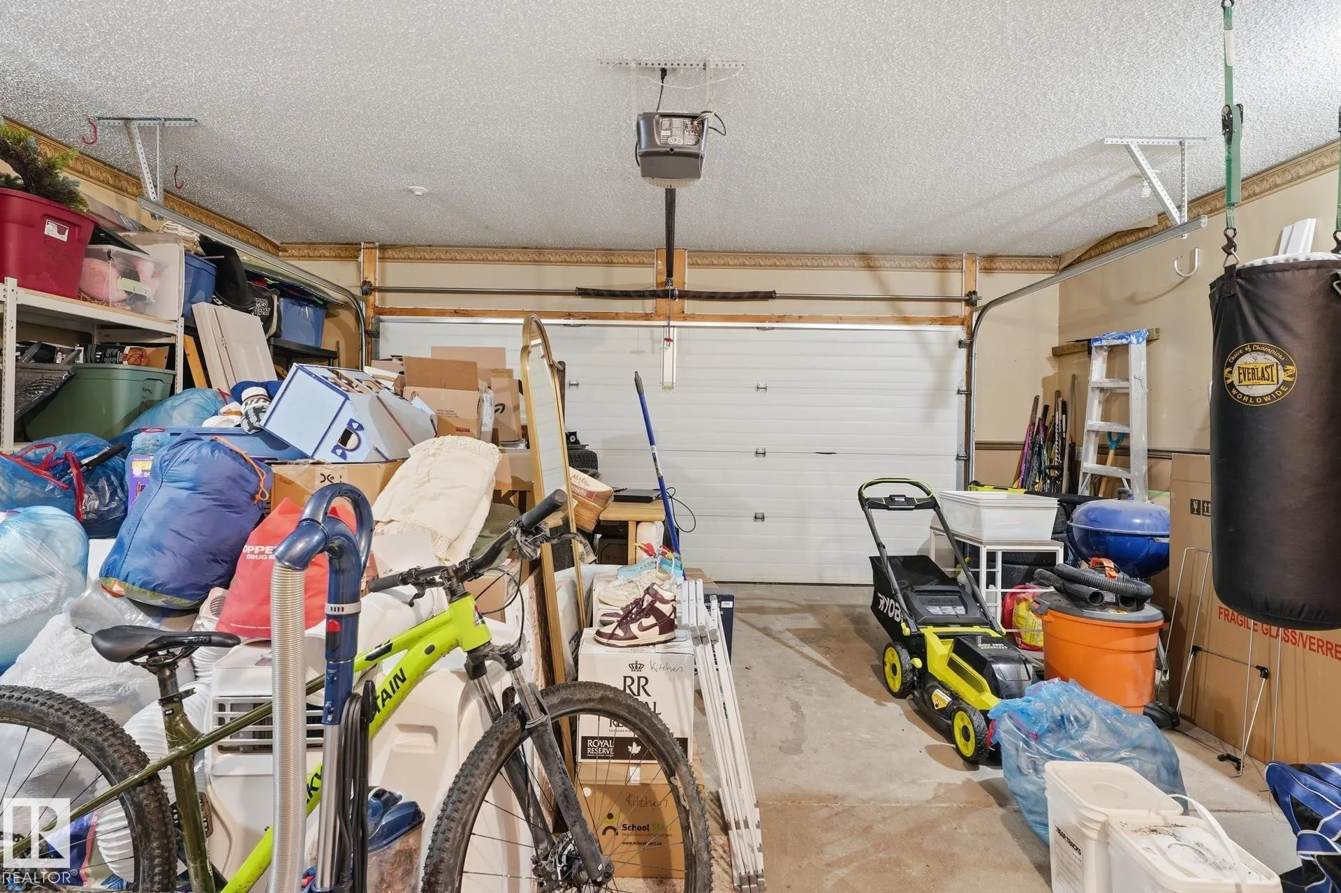 71 NEWMARKET Way