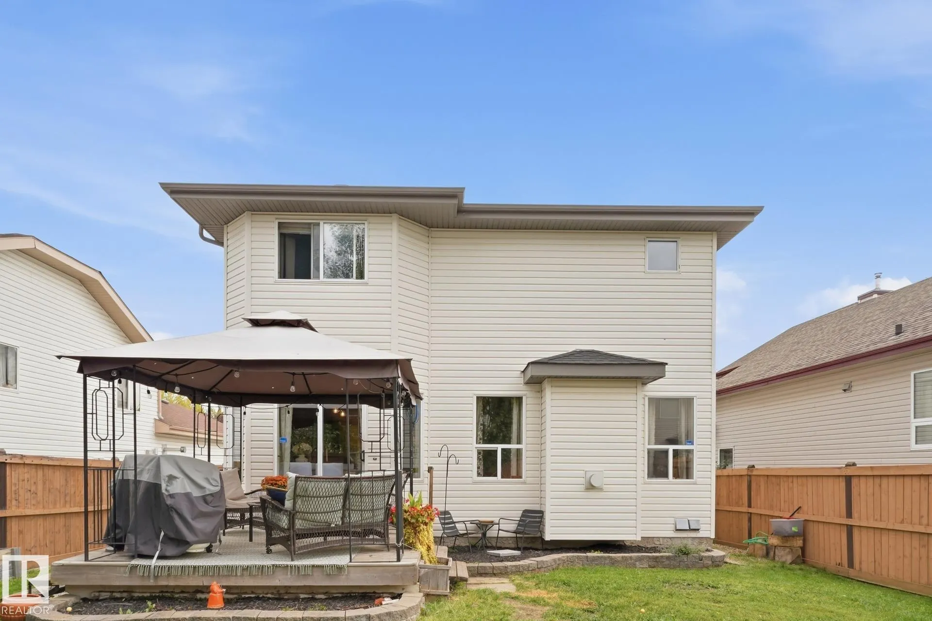 71 NEWMARKET Way