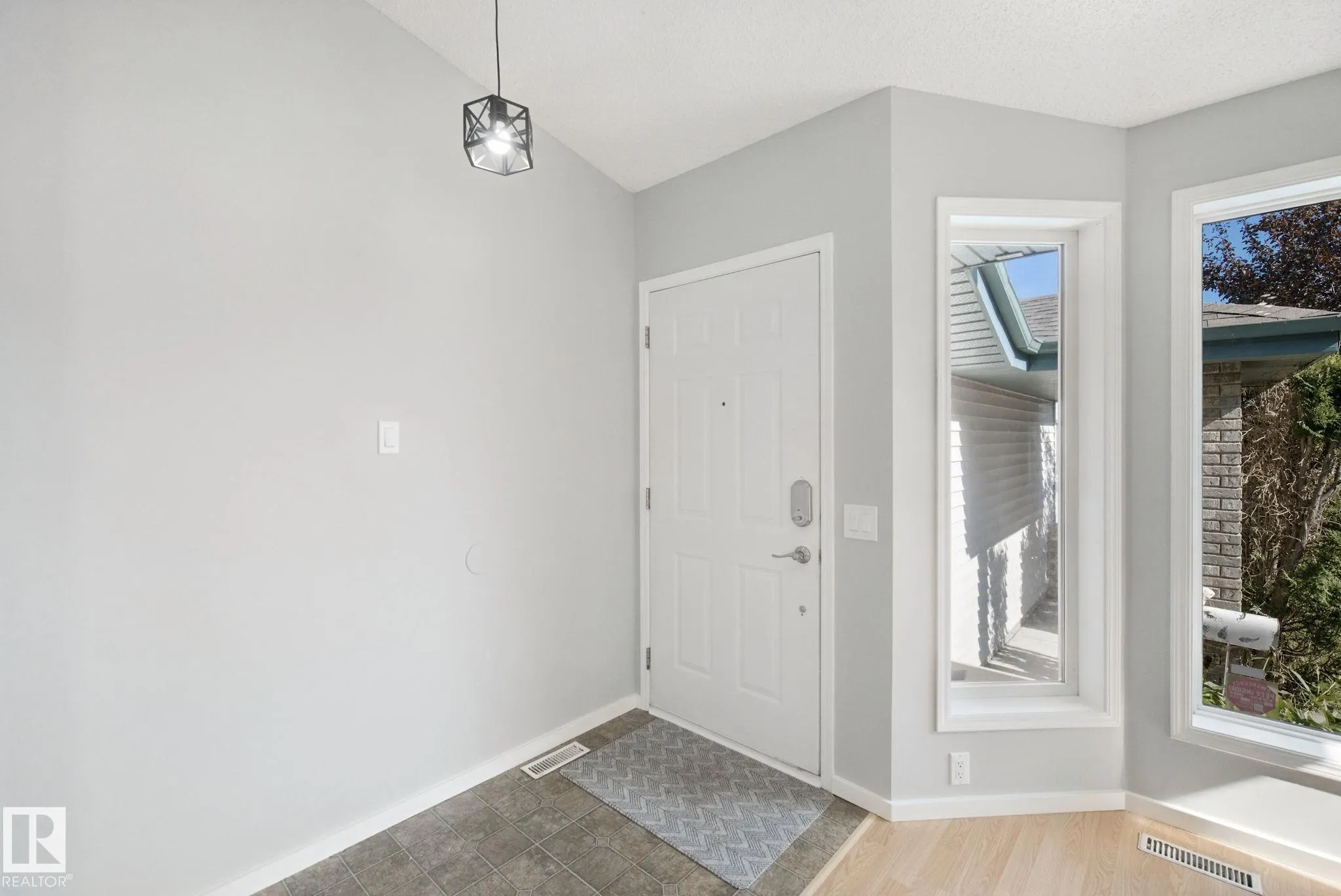 24 LA COSTA FAIRWAY Close