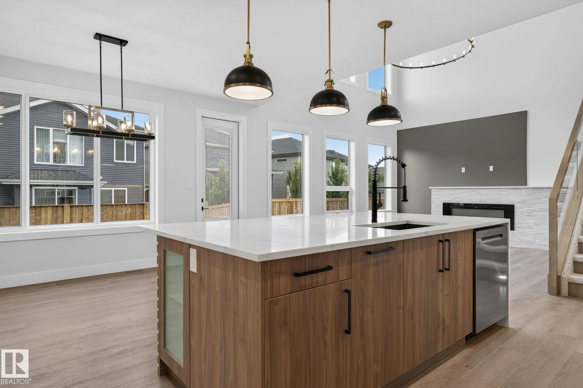 15 Hillwood Terrace