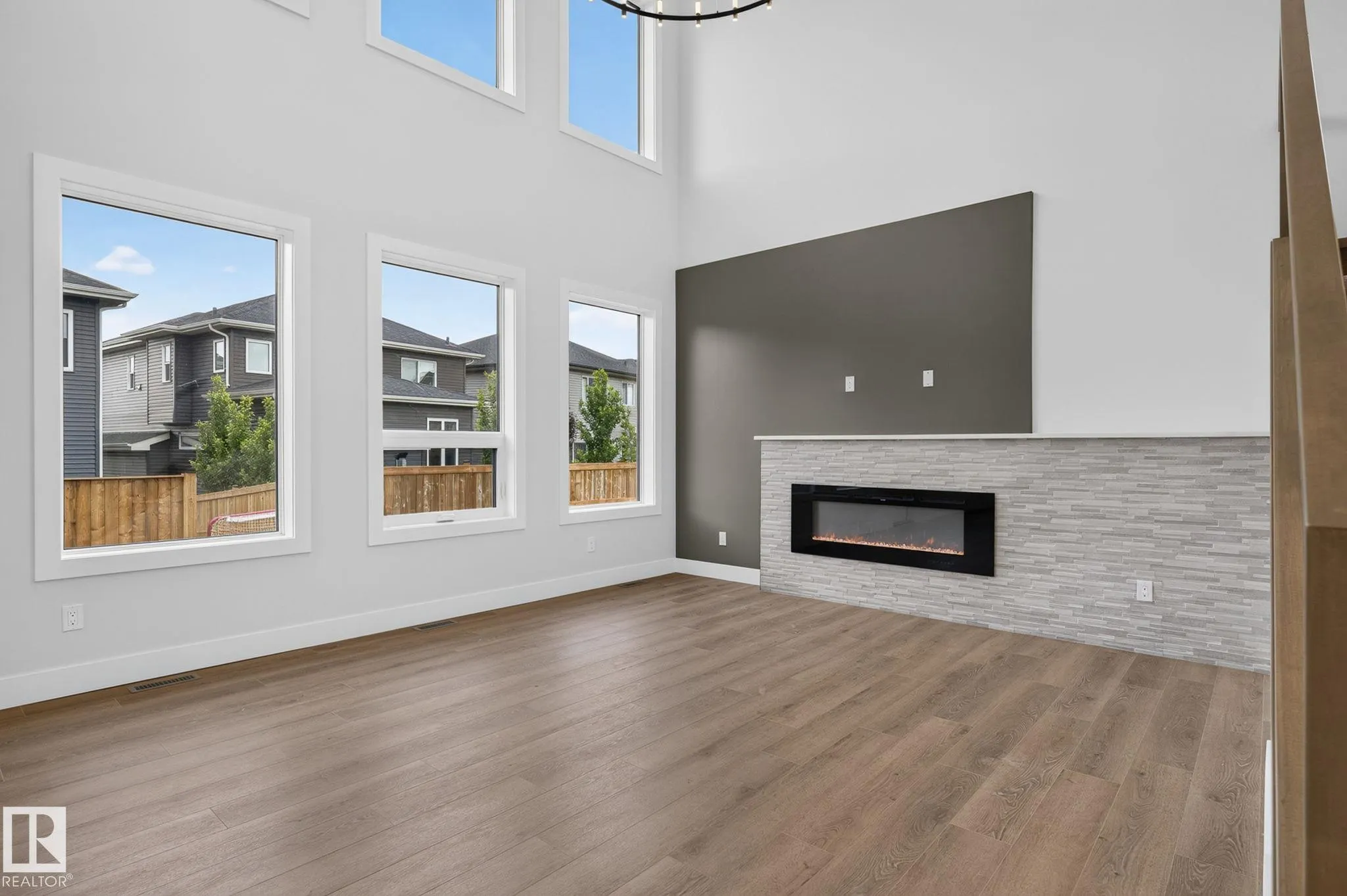 15 Hillwood Terrace