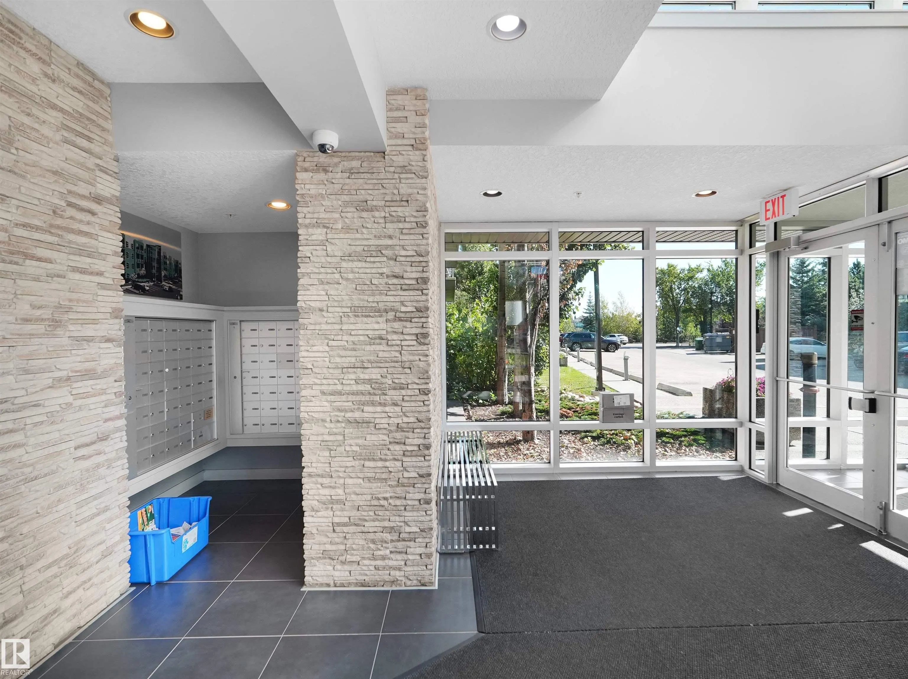 2588 ANDERSON Way