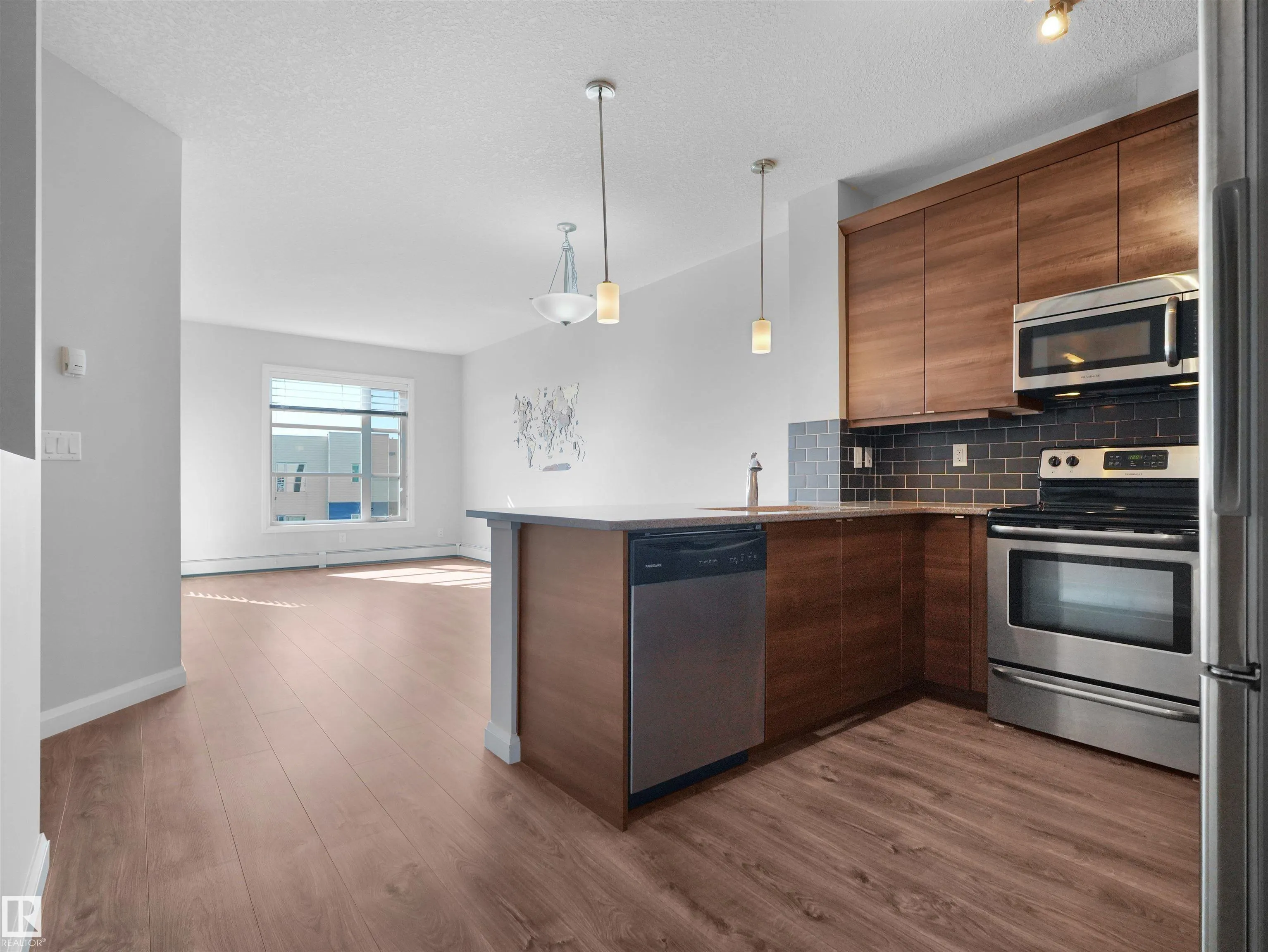 2588 ANDERSON Way